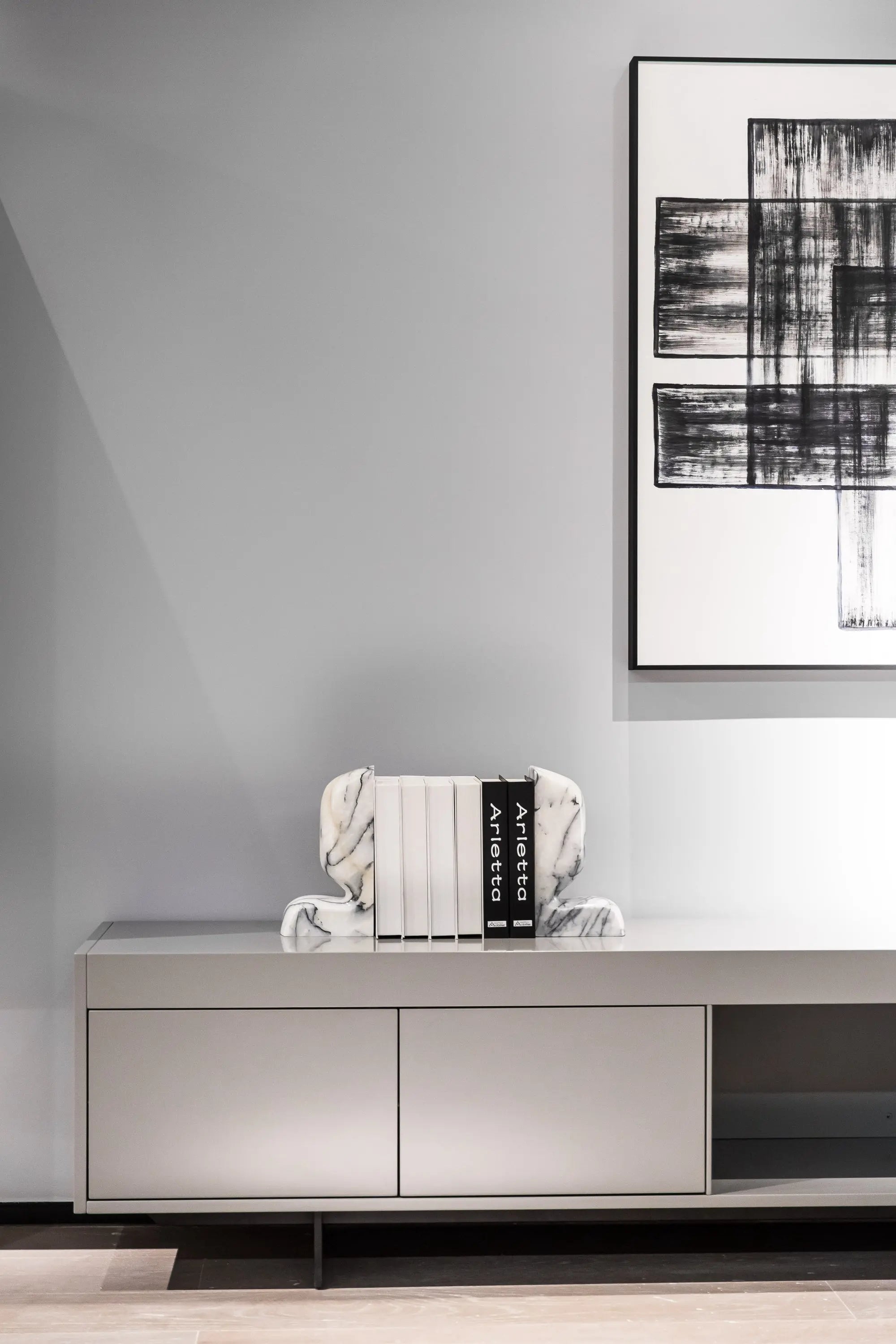 HH-2061-1 FLOOR CABINET - Chiuchiufurniture