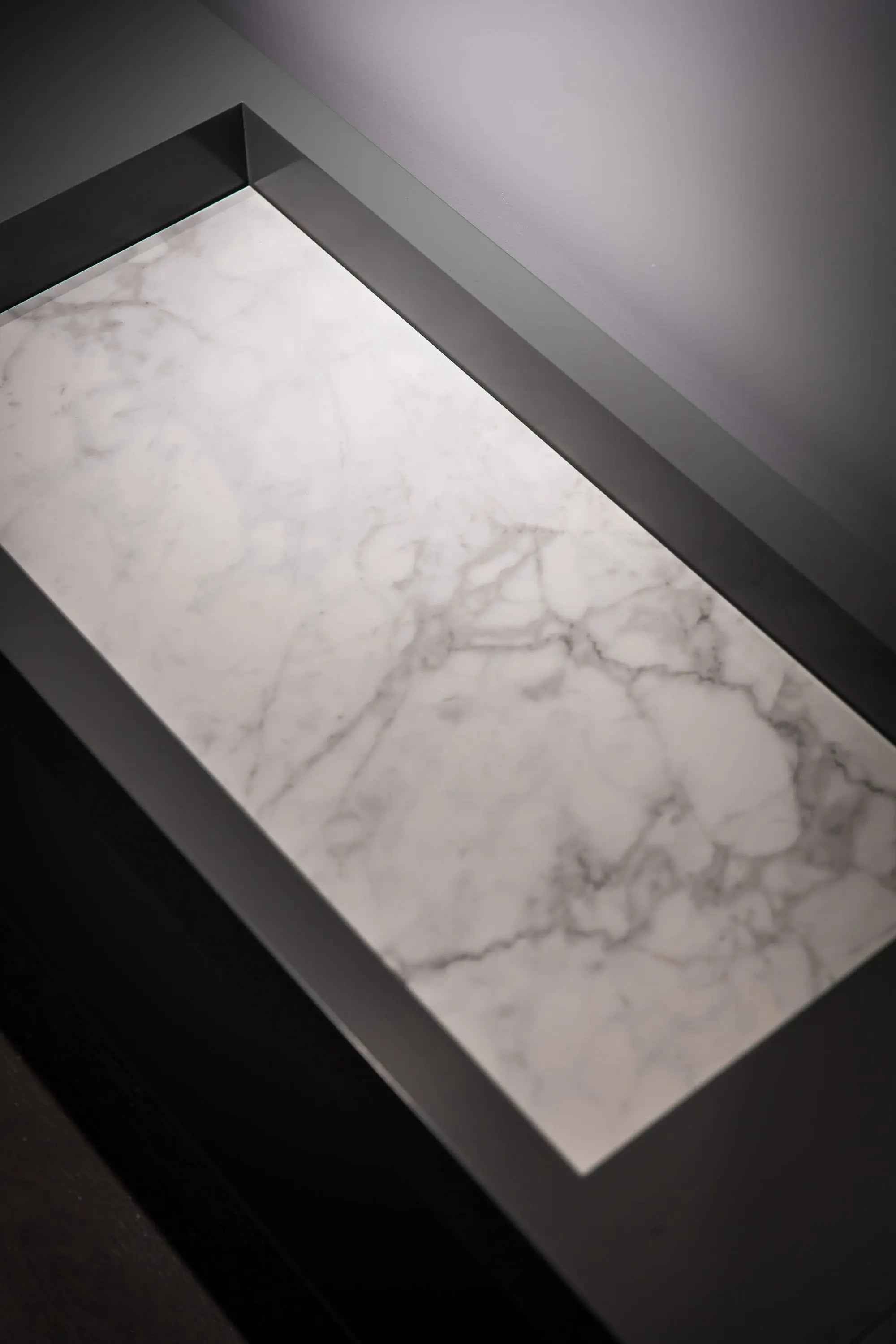 HH-2061-1 FLOOR CABINET