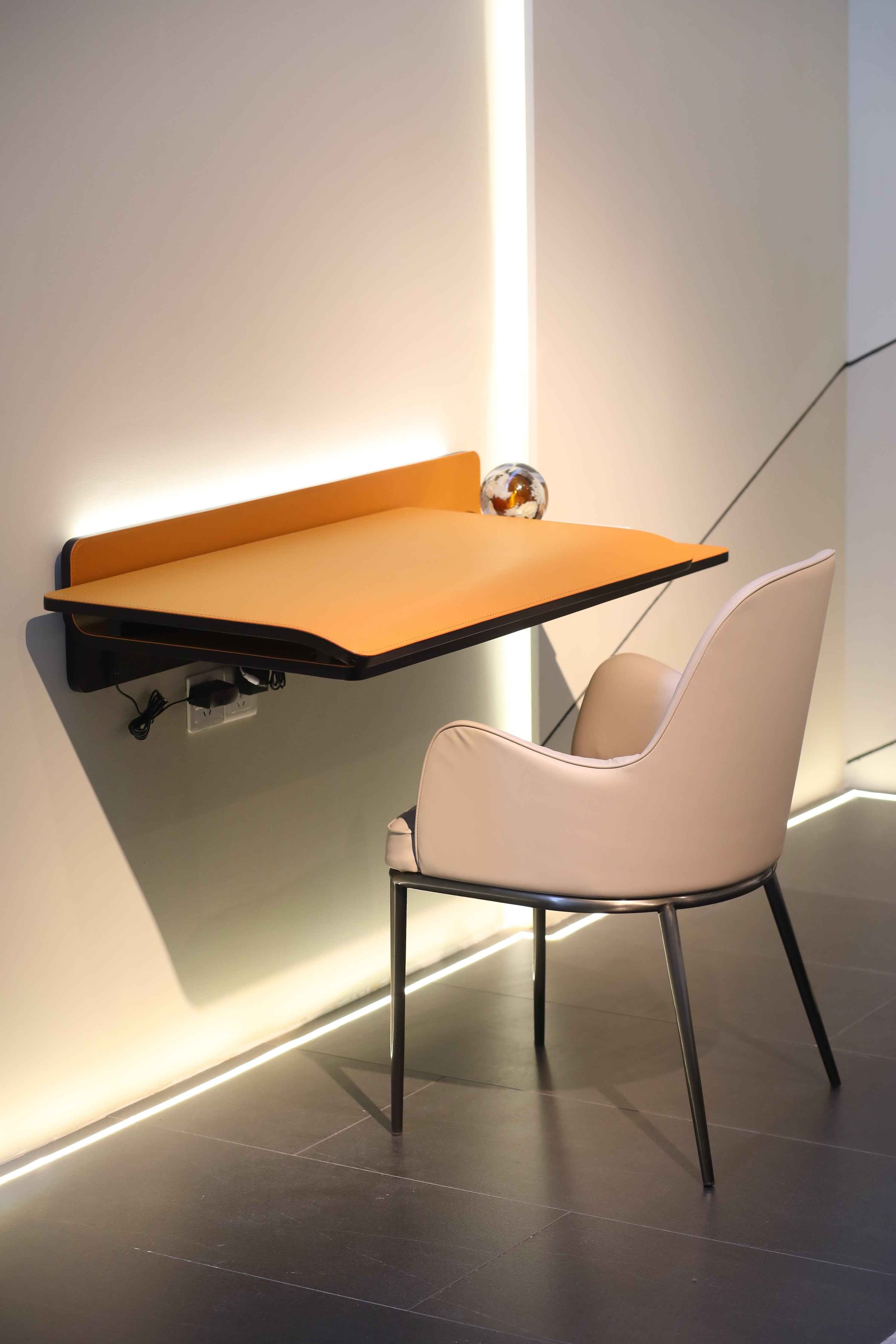 HM3-2313-1 Multifunctional table