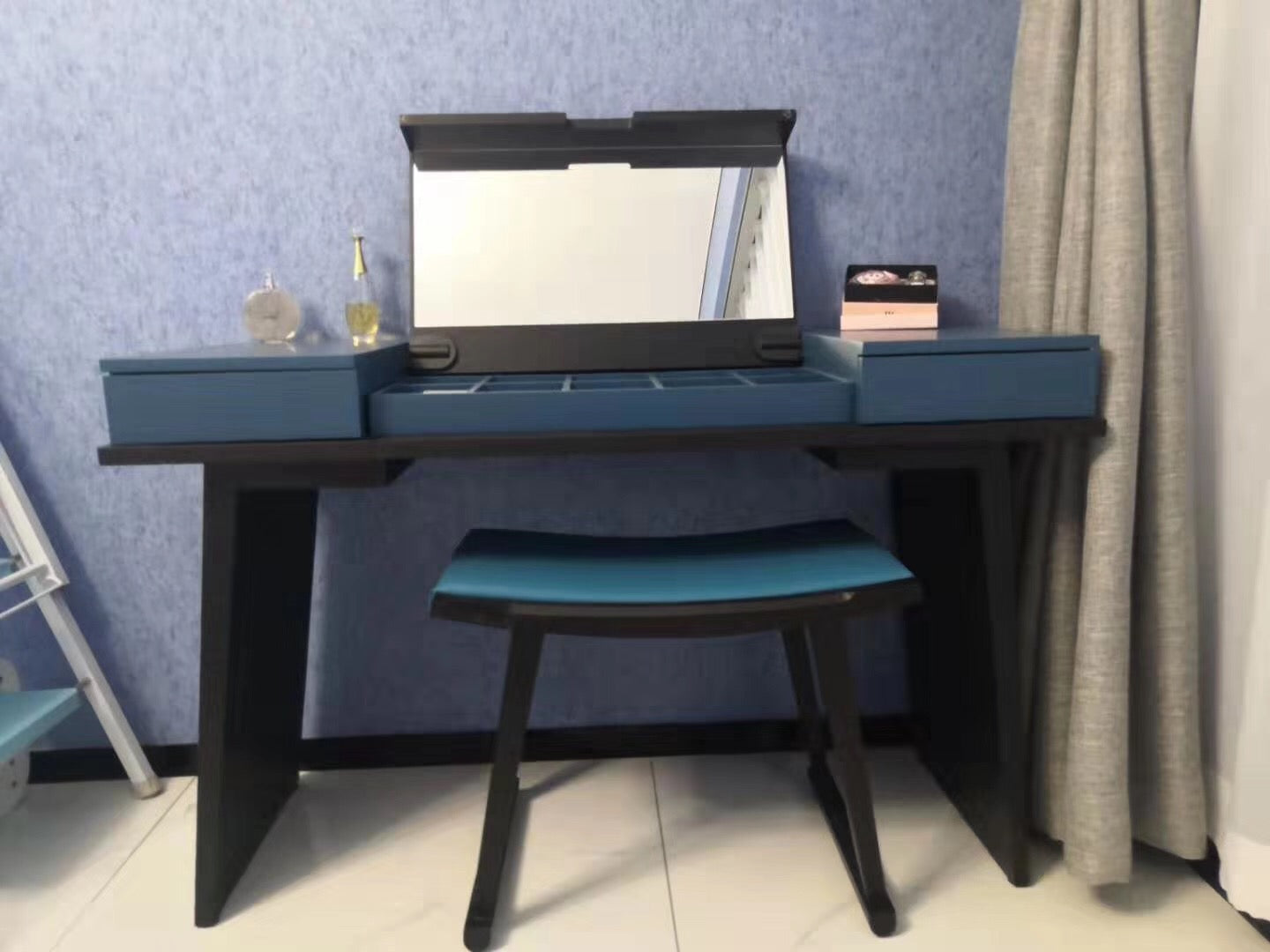 HG3-1687-3 Dressing Stool - Chiuchiufurniture