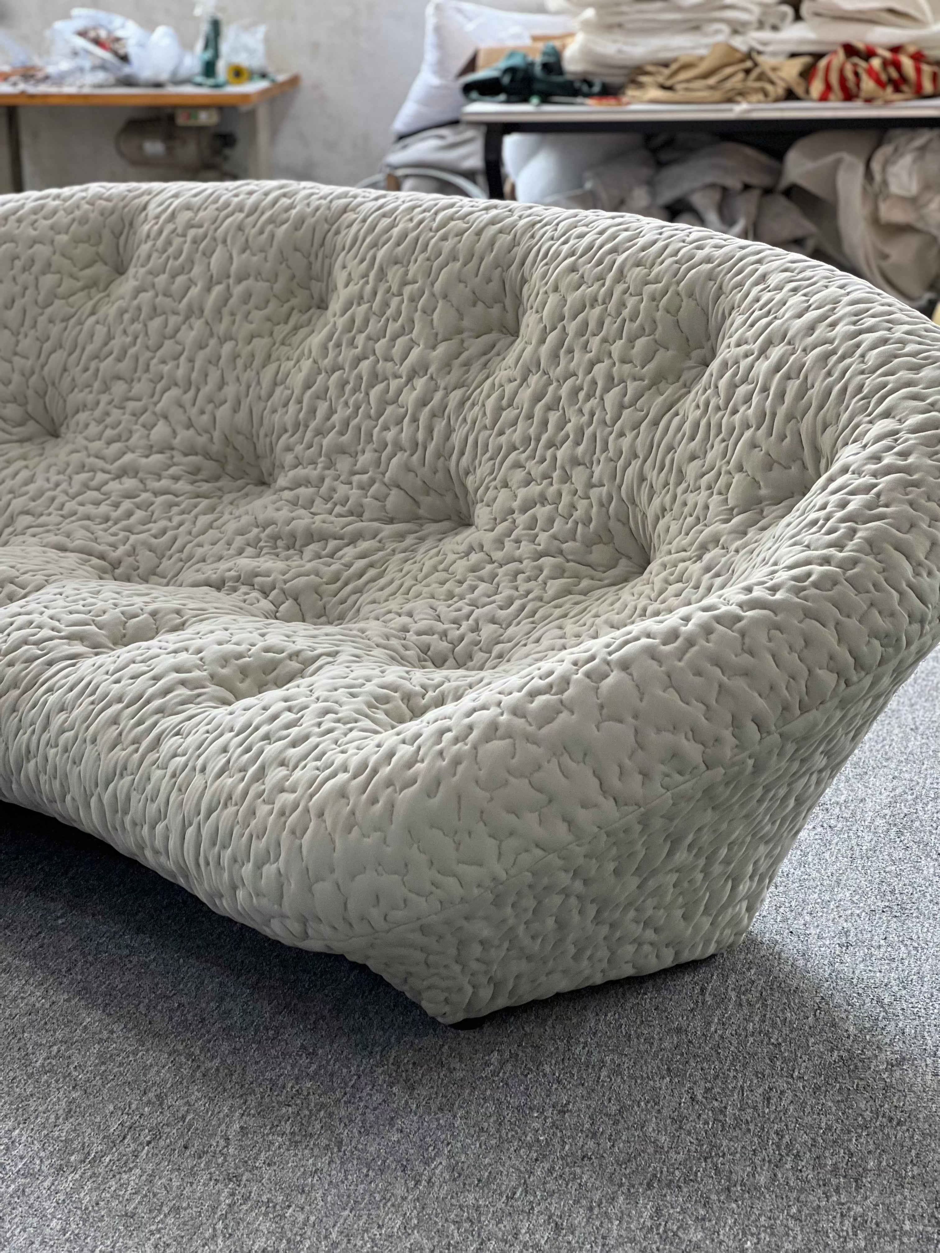 Cowry Sofa 2234 Shell Sofa