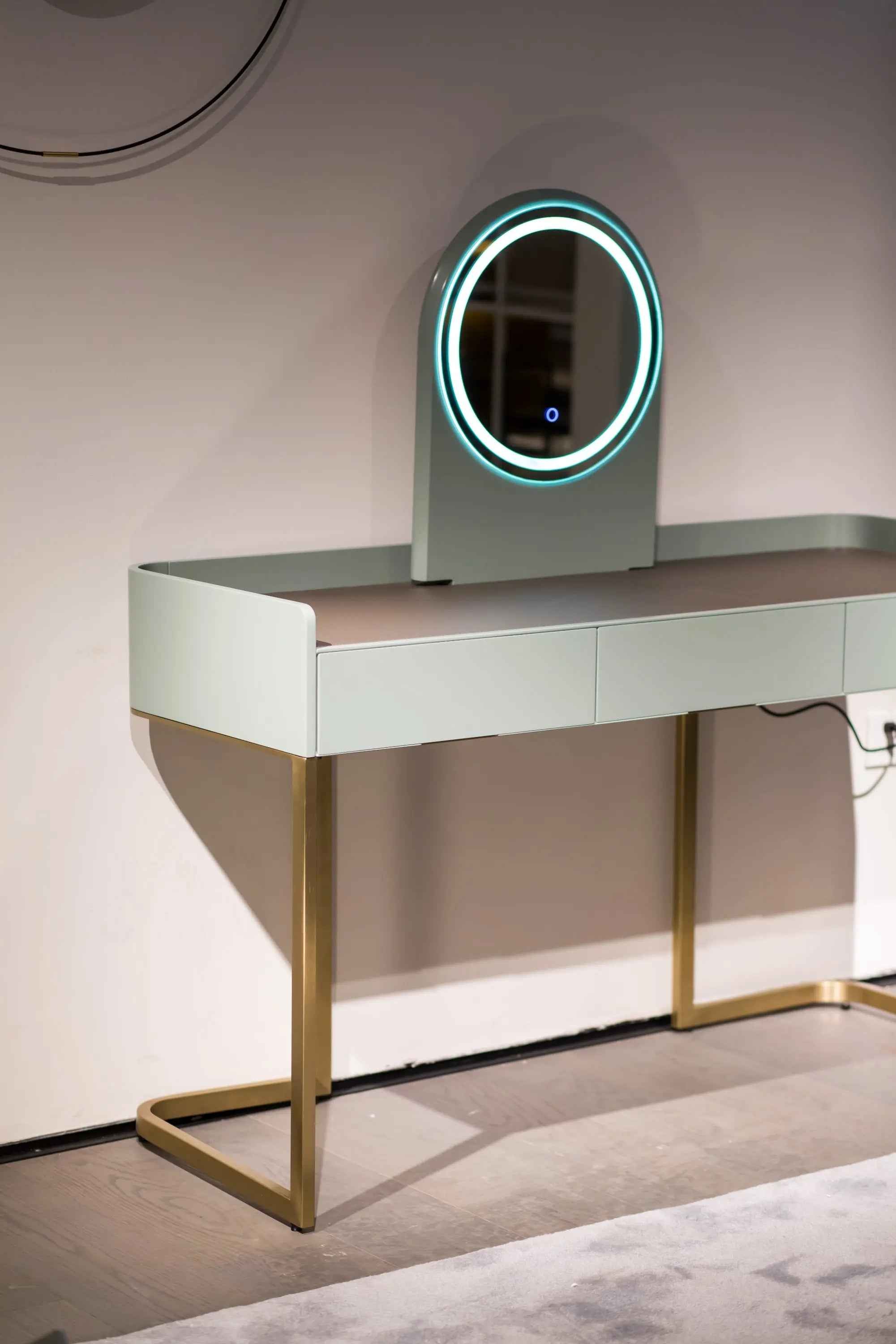 Italian Minimalist Bedroom HM-2017-1 Dressing Table