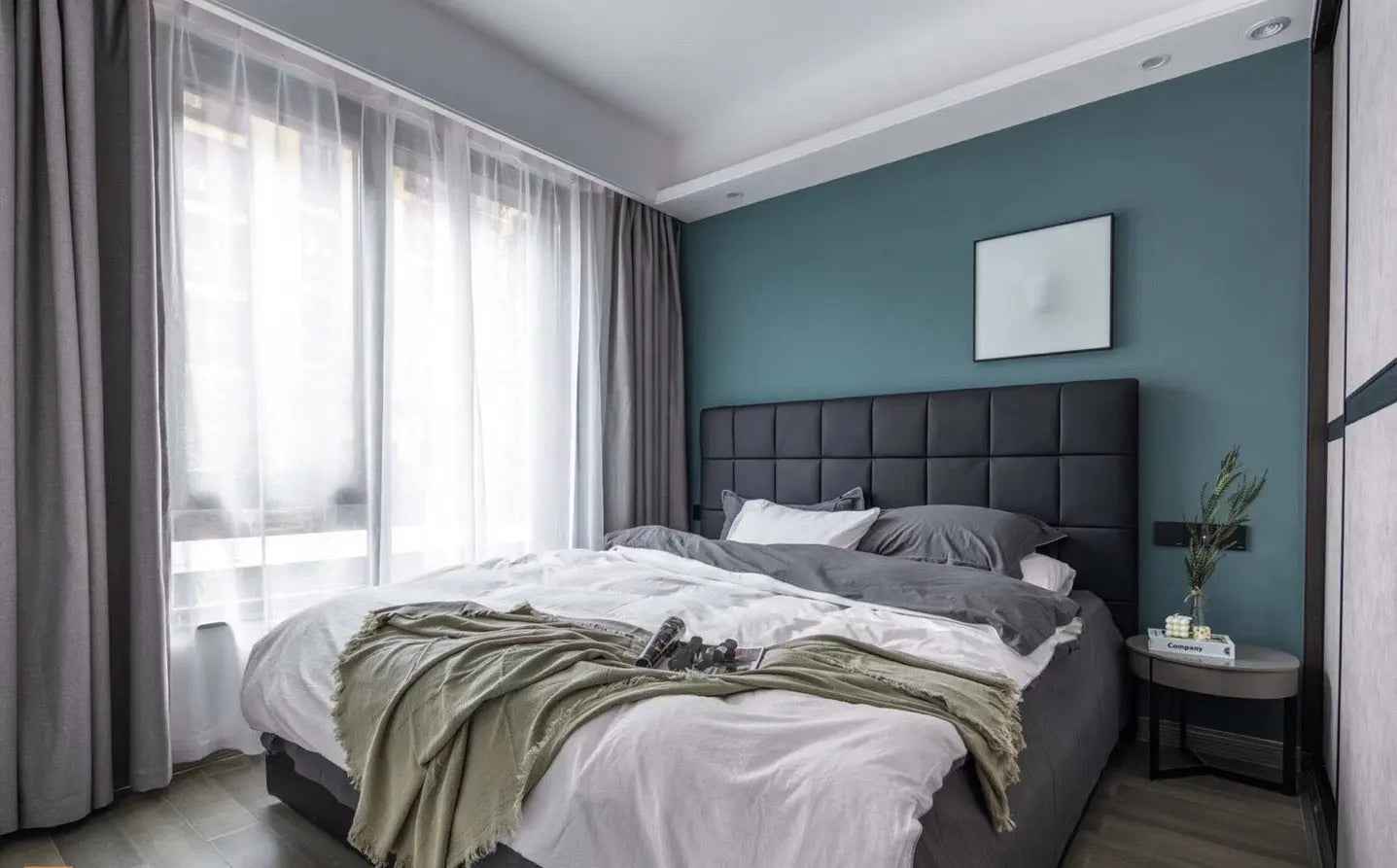 Italian Minimalist Checkered KB-VVCASA-BED-VX1-1691-1 Bed