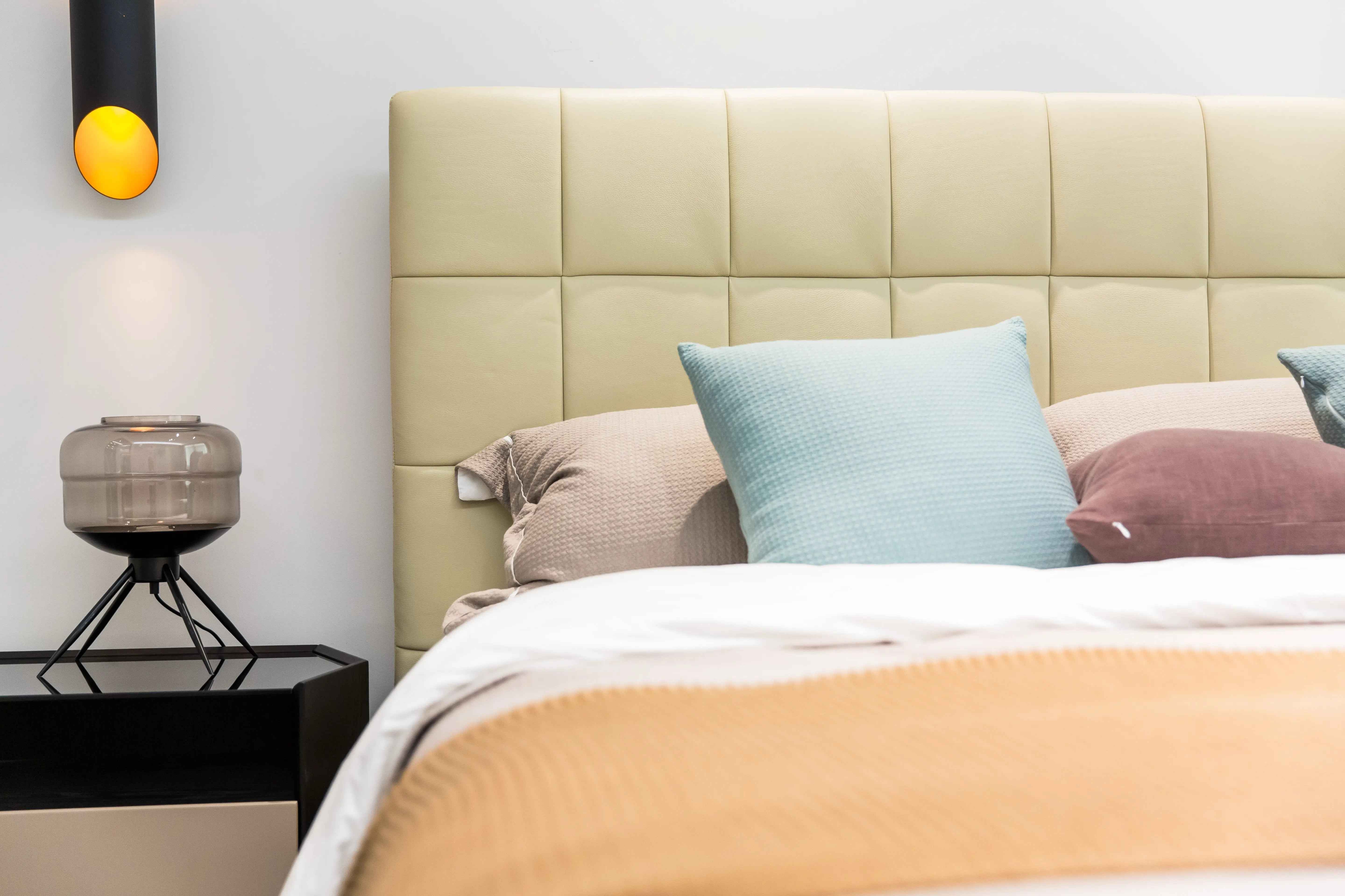 Italian Minimalist Checkered KB-VVCASA-BED-VX1-1691-1 Bed