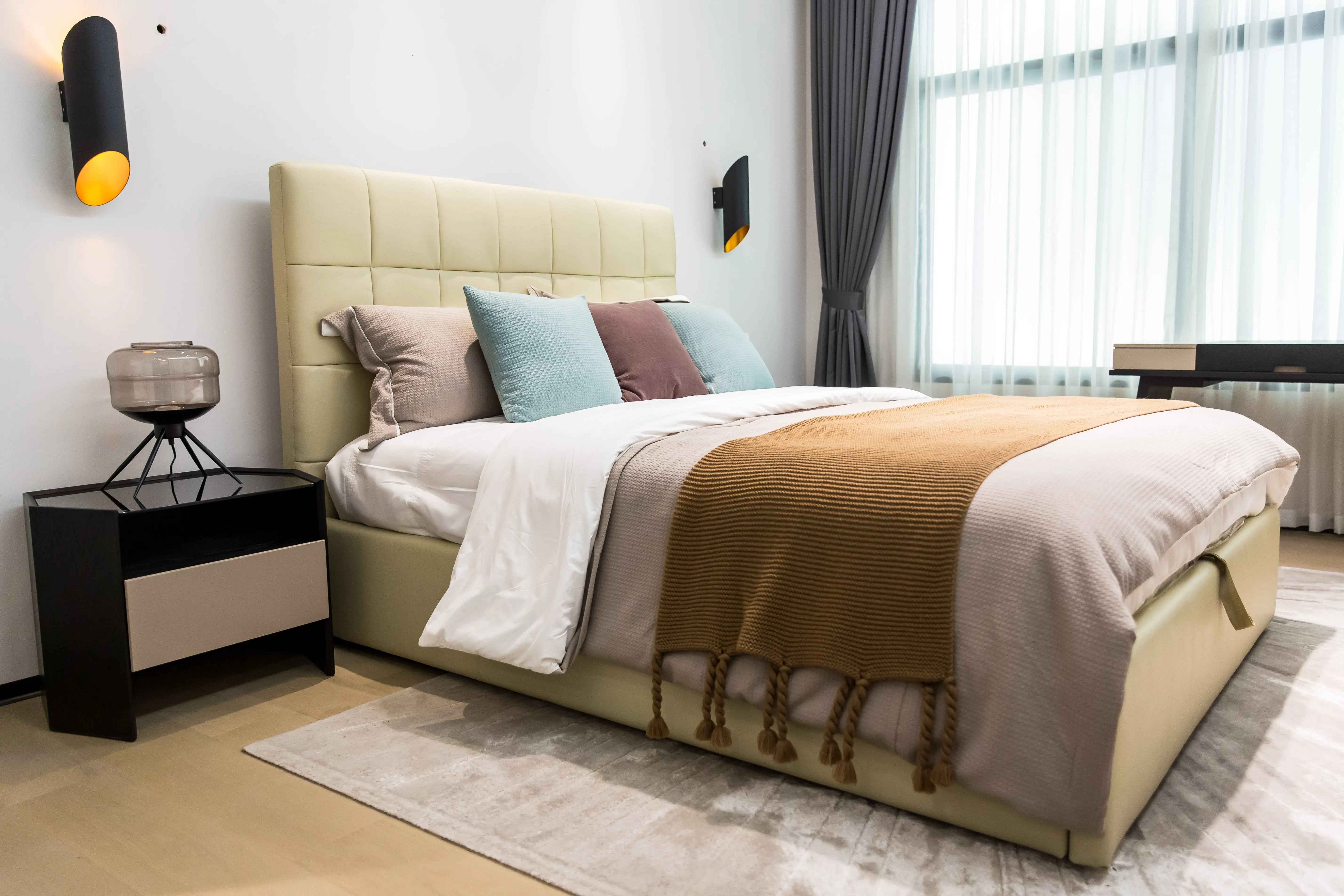 Italian Minimalist Checkered KB-VVCASA-BED-VX1-1691-1 Bed