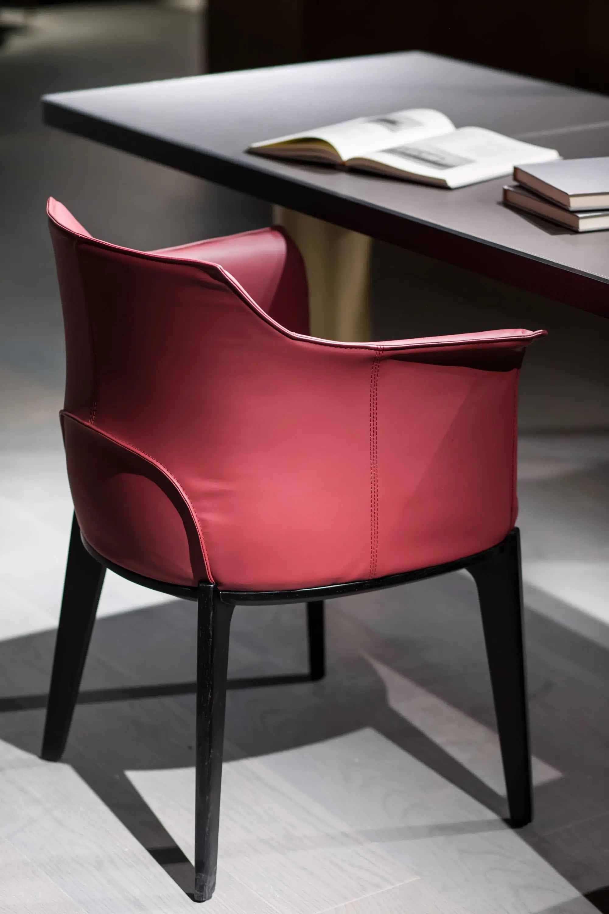 Italian Minimalist Leather Desk HS-2018-1