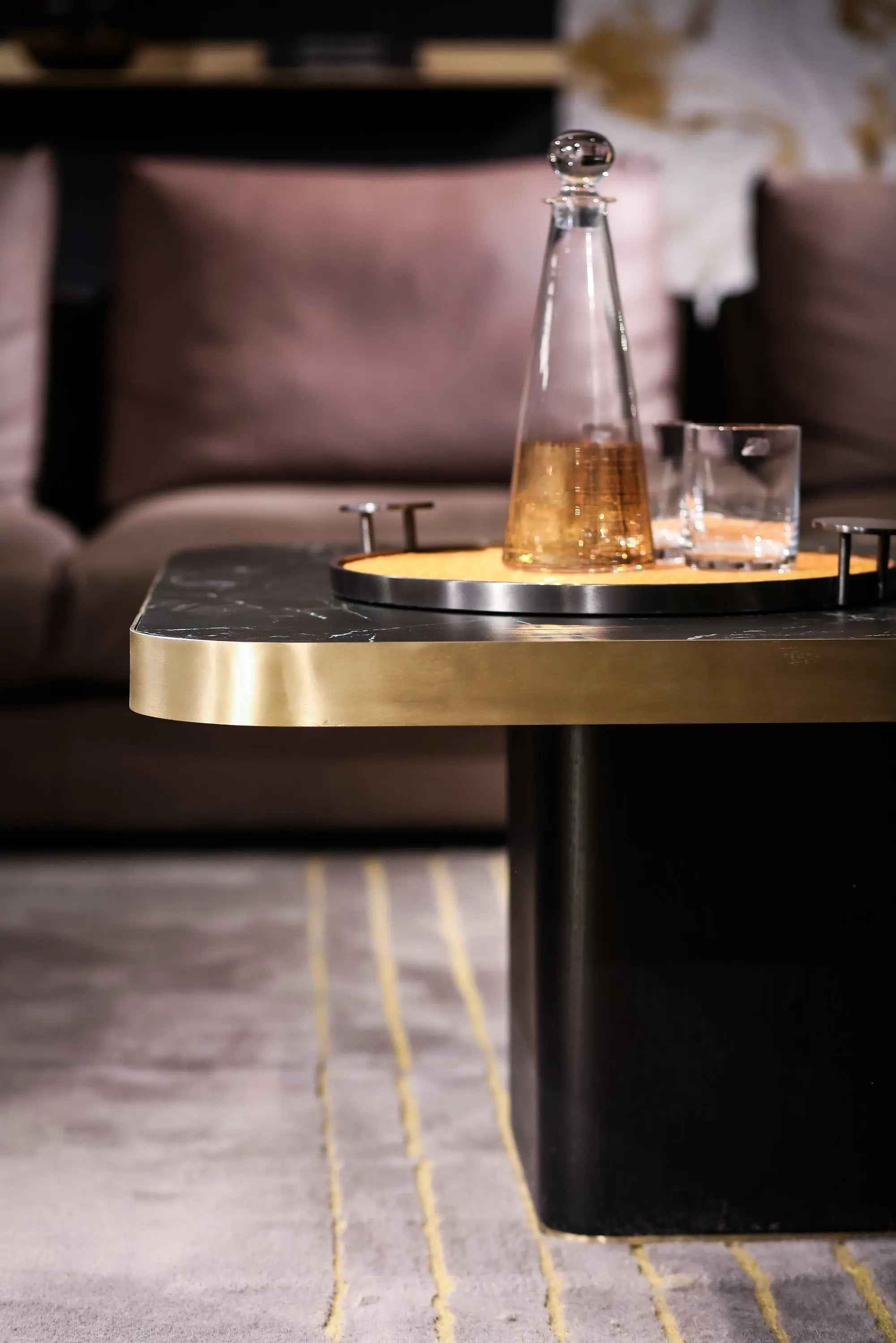 Italian Square Rock Plate HC-1825-1 Tea Table