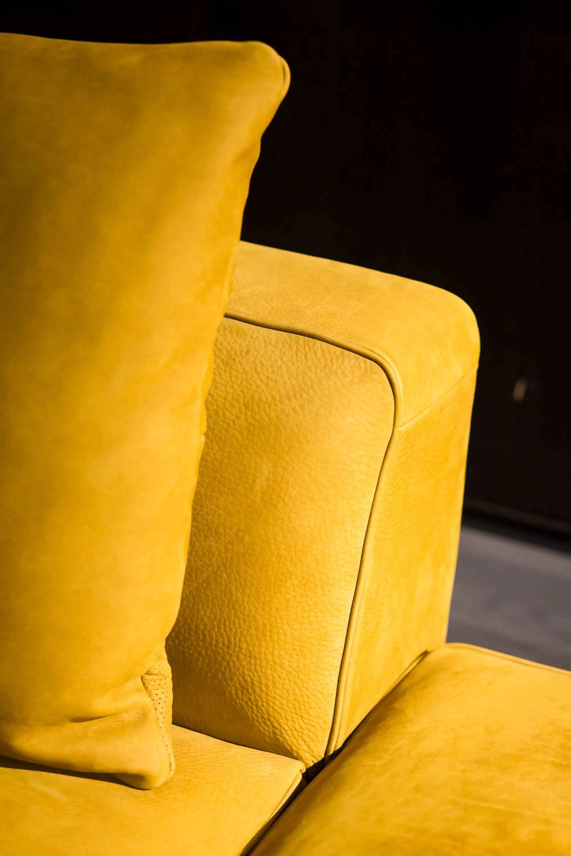 Italian minimalist home quality all leather sofa VJ5-1901 sofa