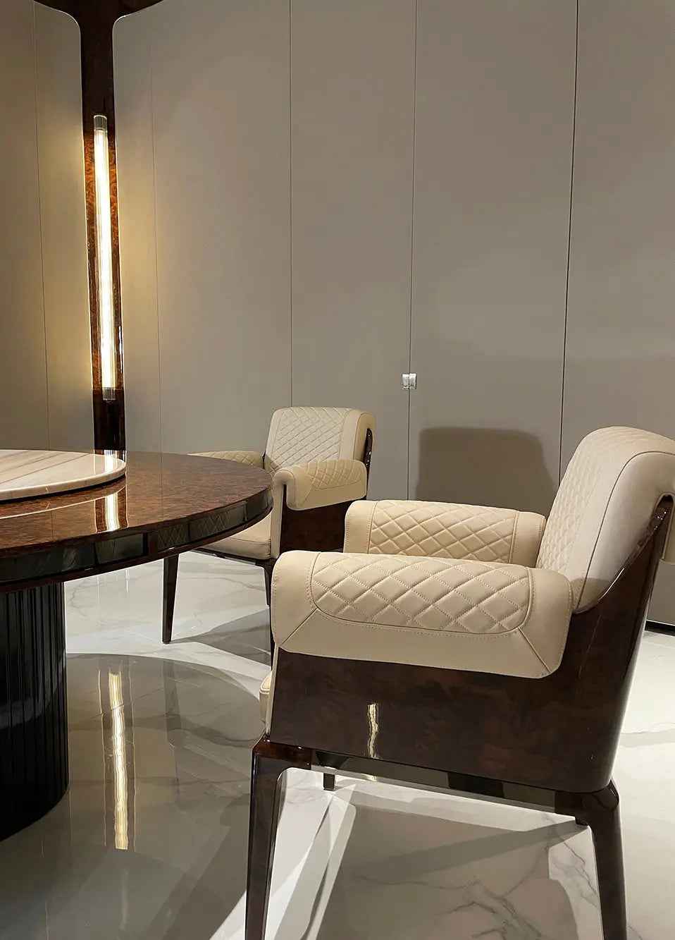 Italian modern light luxury dining chair W006D5 Bentley style Sherwood dining chair,Leisure Chair, Single Chair