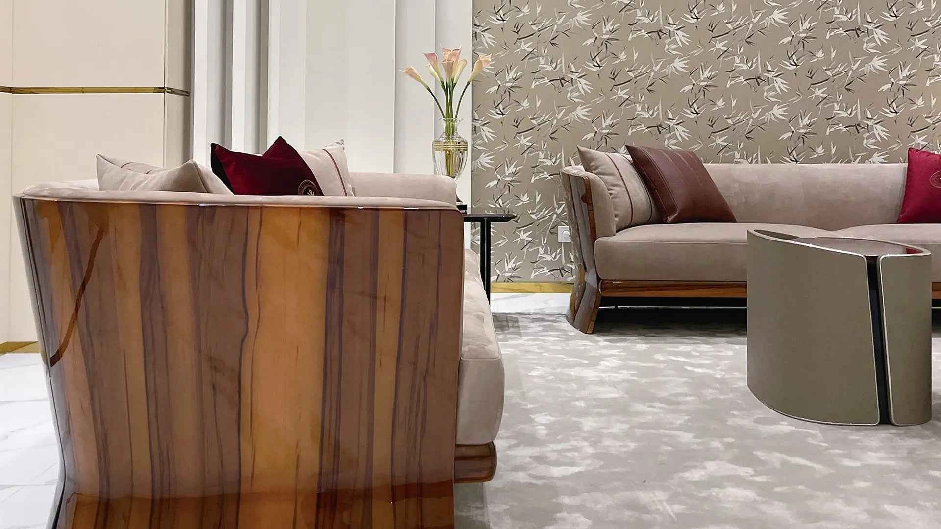 Light Luxury style Smoked maple and Burr Walnut upholstered sofa Living Room Hotel set sofa W016SF1B Bentley NEWENT Sofa