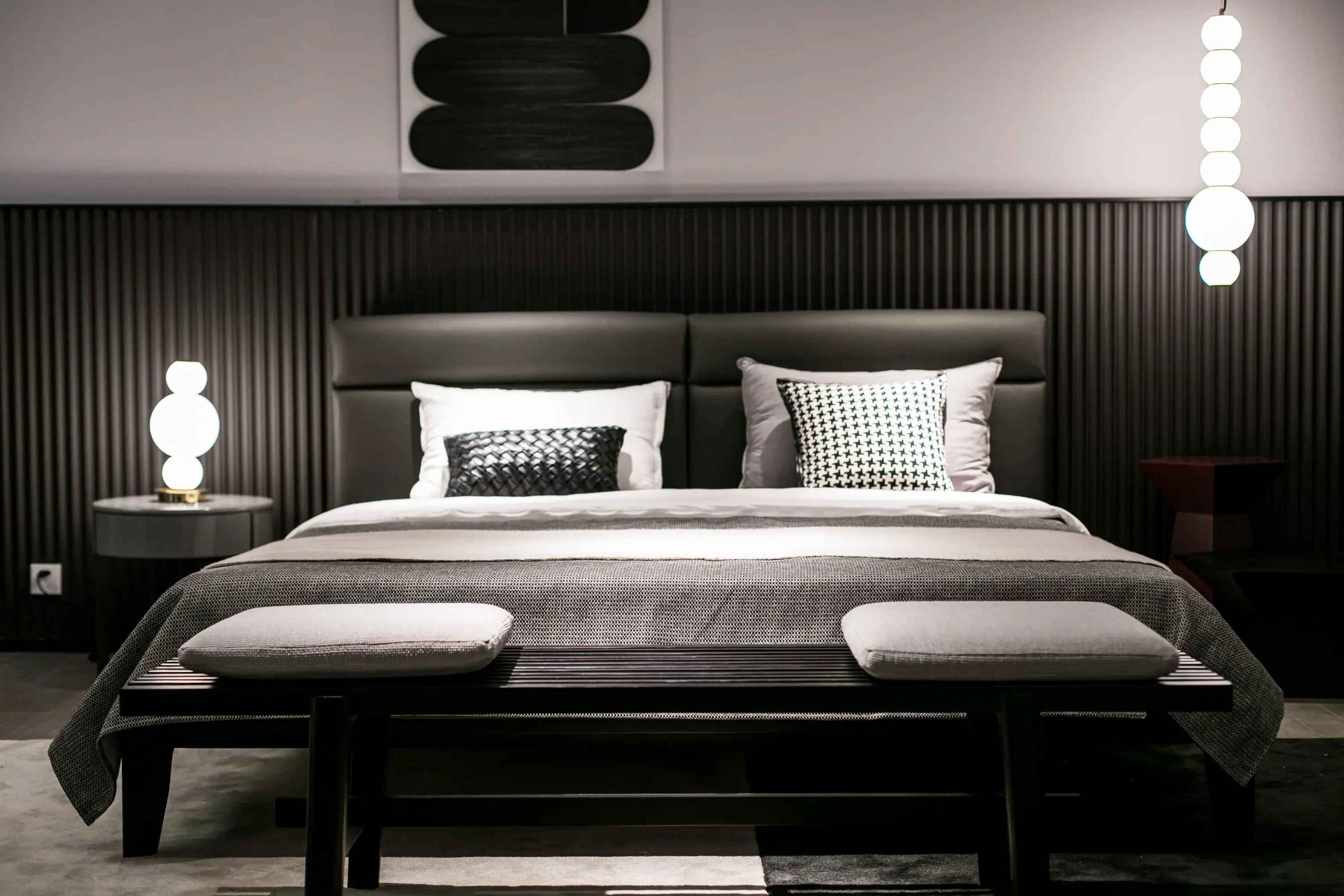 Luxe Leather KB-VVCASA-BED-VX1-1779-1 Bed