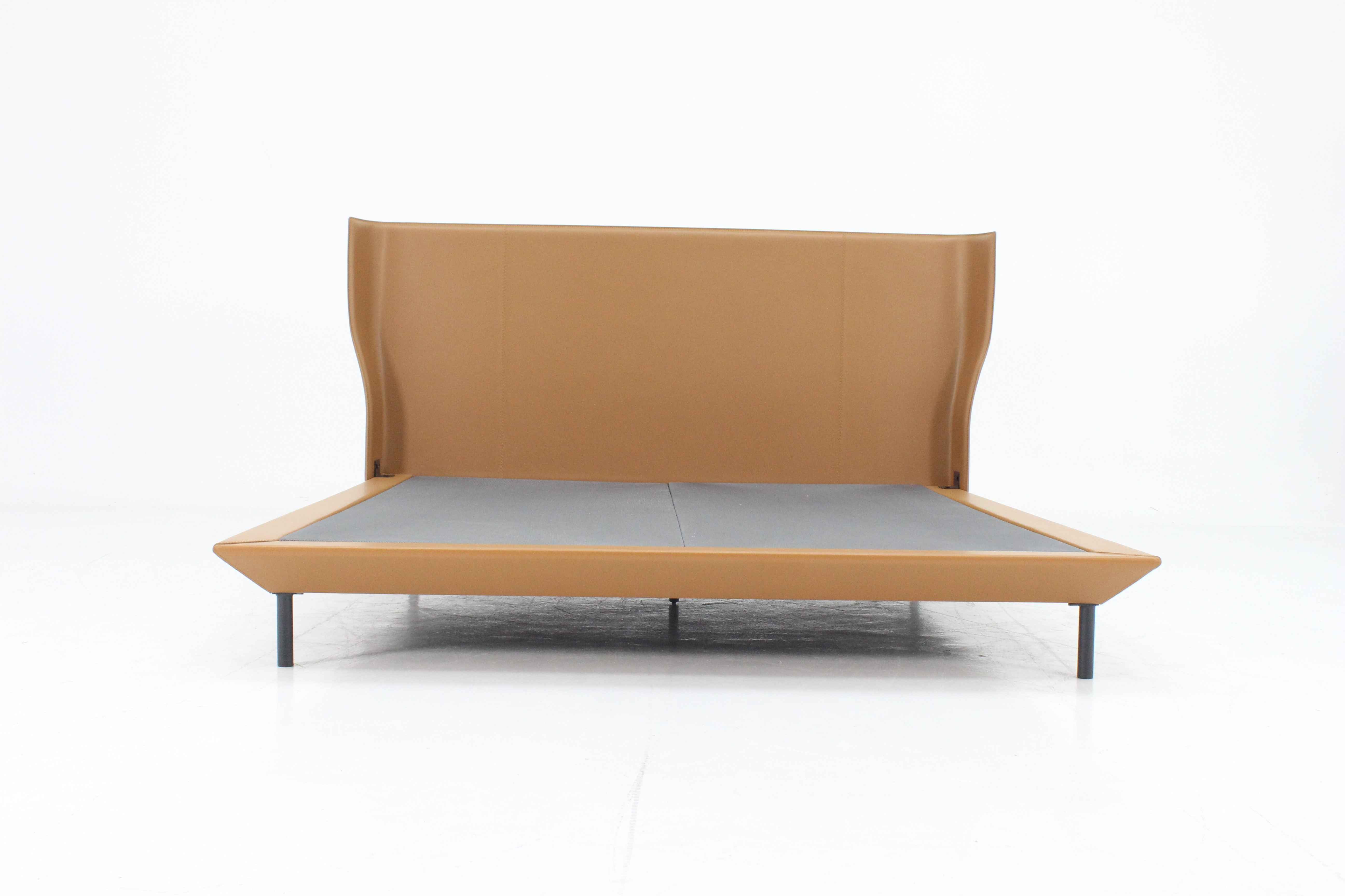 MB-022 Bed
