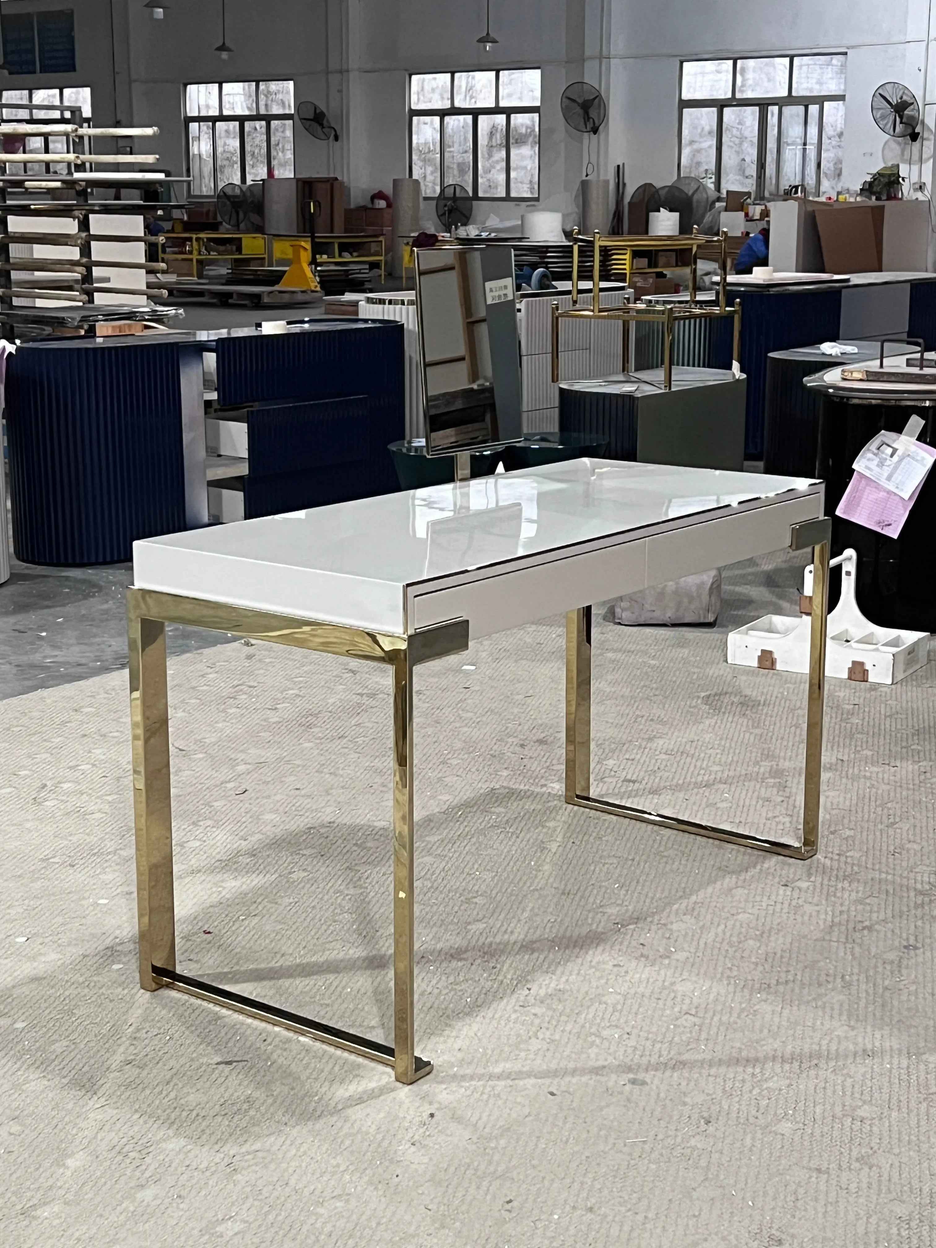 Metal Frame Elegant Design Dressing Table With Mirror W009B13B Fendi style Aura Lady Desk Dressing Table