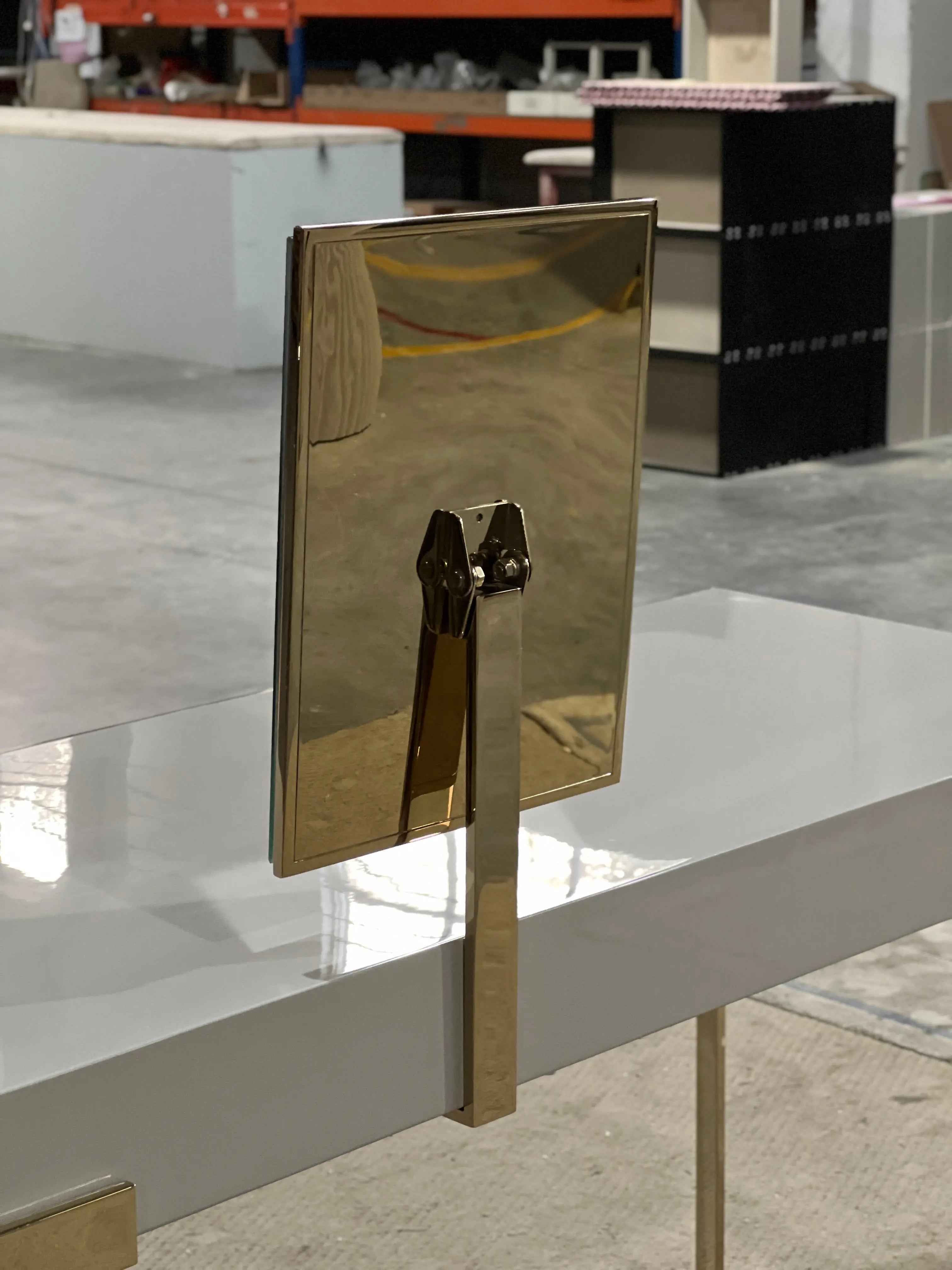 Metal Frame Elegant Design Dressing Table With Mirror W009B13B Fendi style Aura Lady Desk Dressing Table