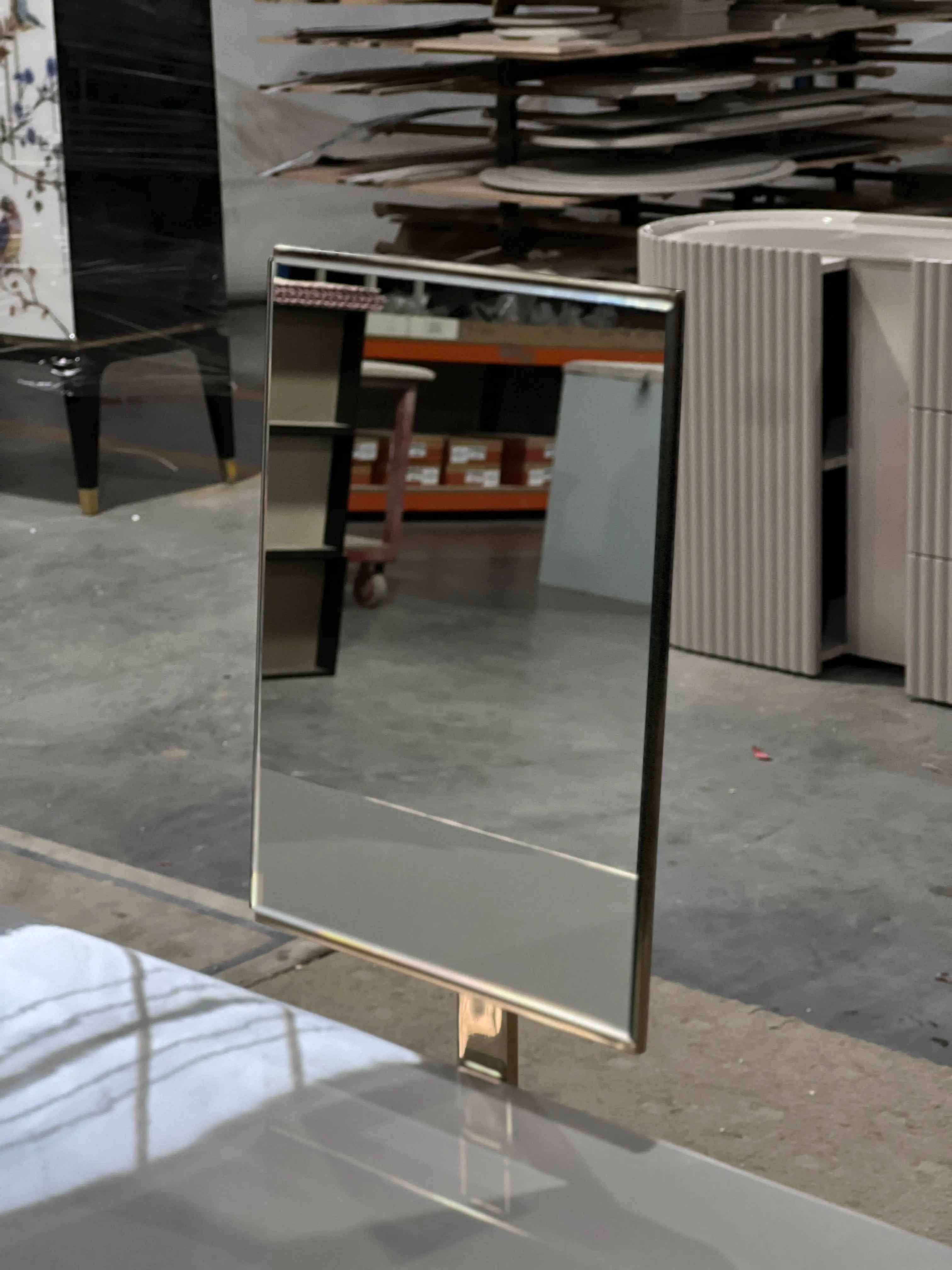 Metal Frame Elegant Design Dressing Table With Mirror W009B13B Fendi style Aura Lady Desk Dressing Table