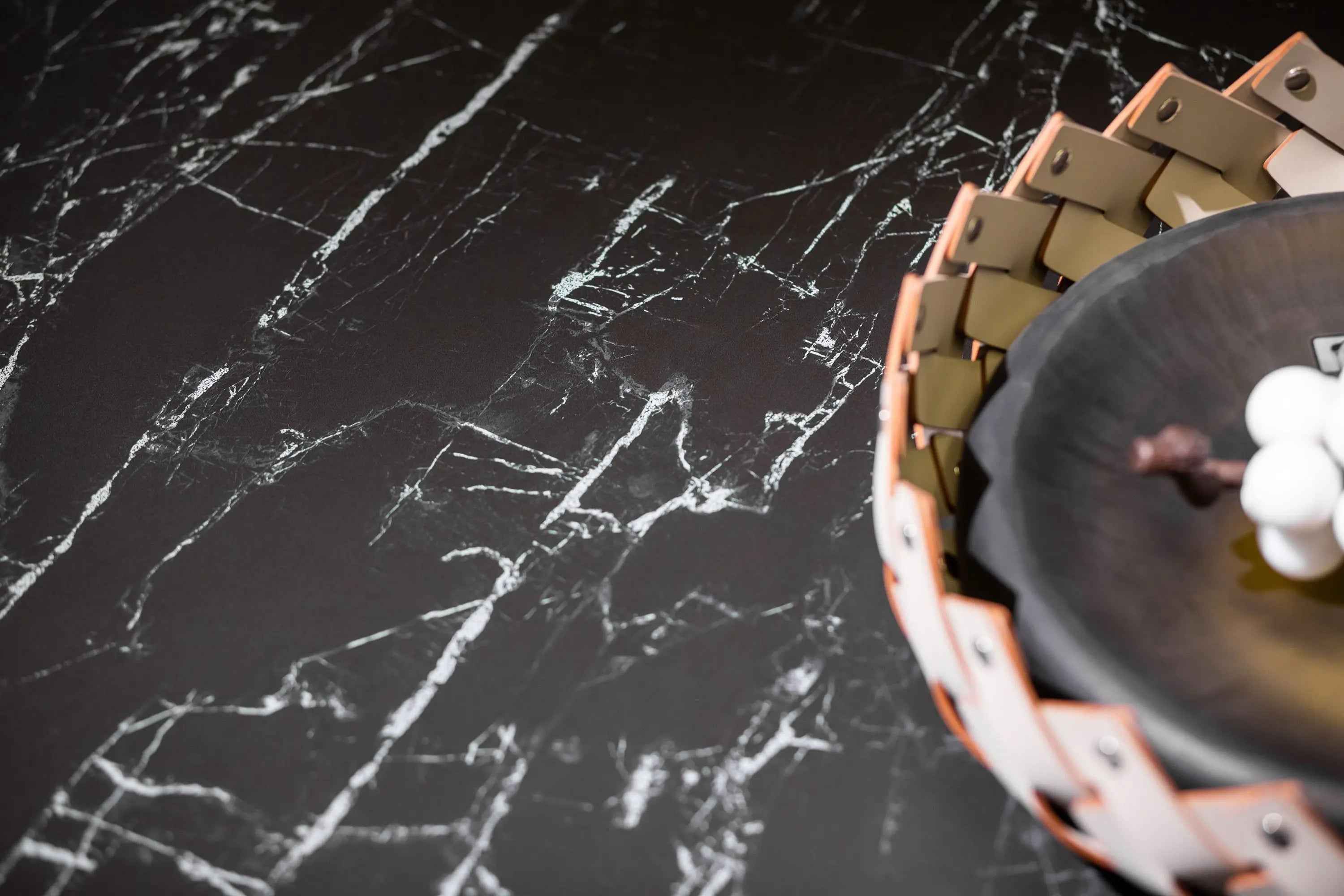 Minimal Stainless Steel Square HC-1906-1 Tea Table