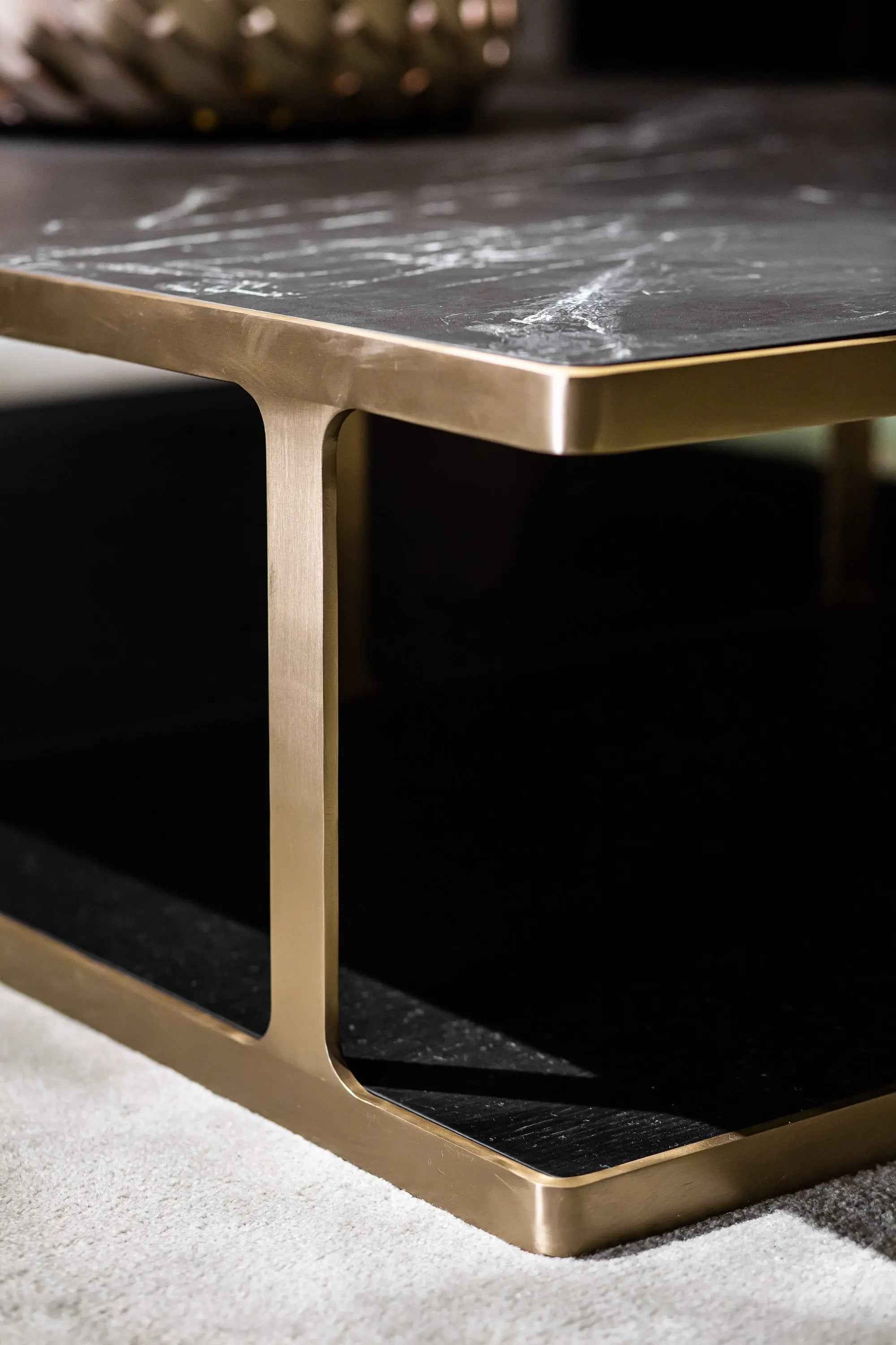 Minimal Stainless Steel Square HC-1906-1 Tea Table