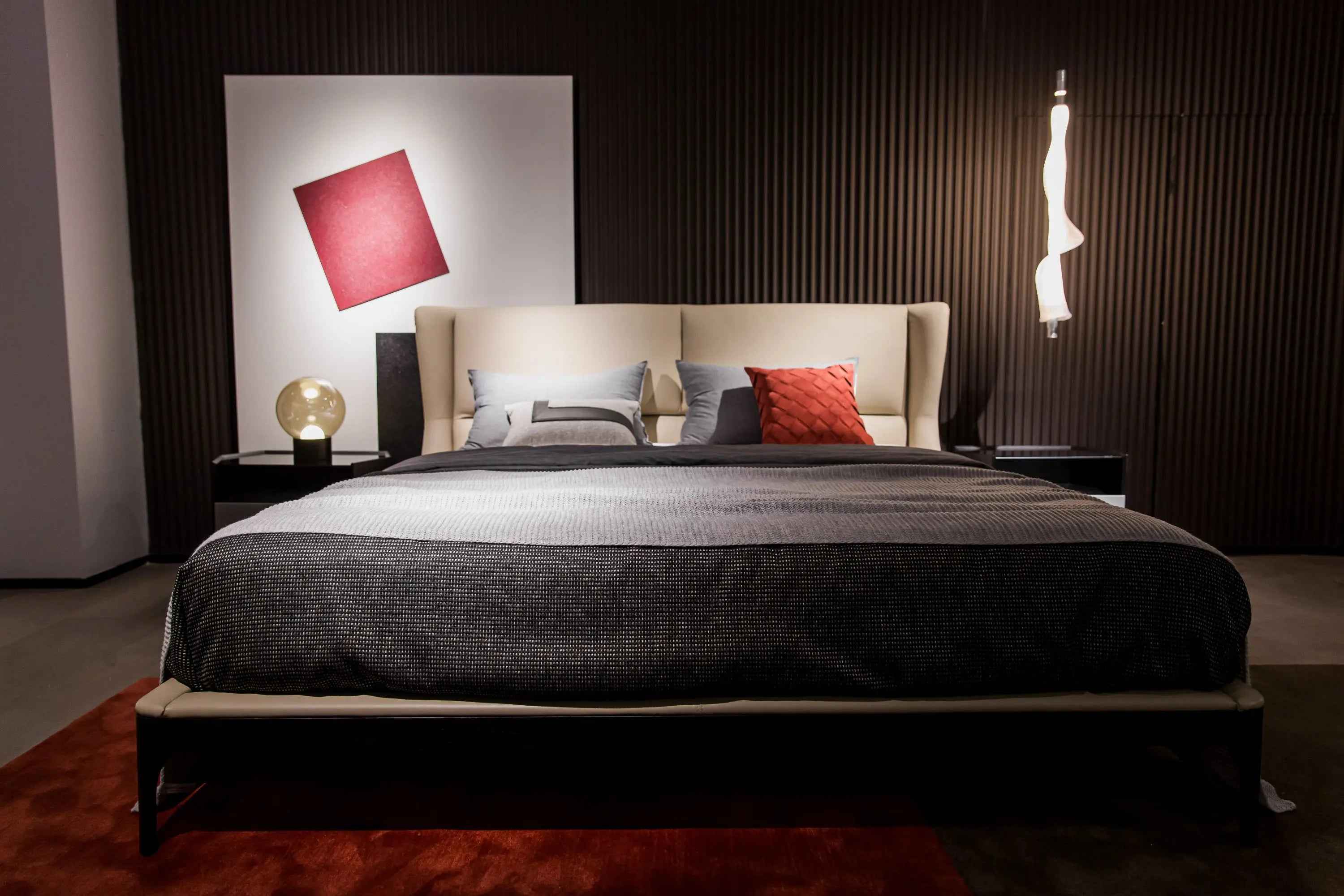 Minimalist Chic Leather KB-VVCASA-BED-VX1-1695-1 Bed