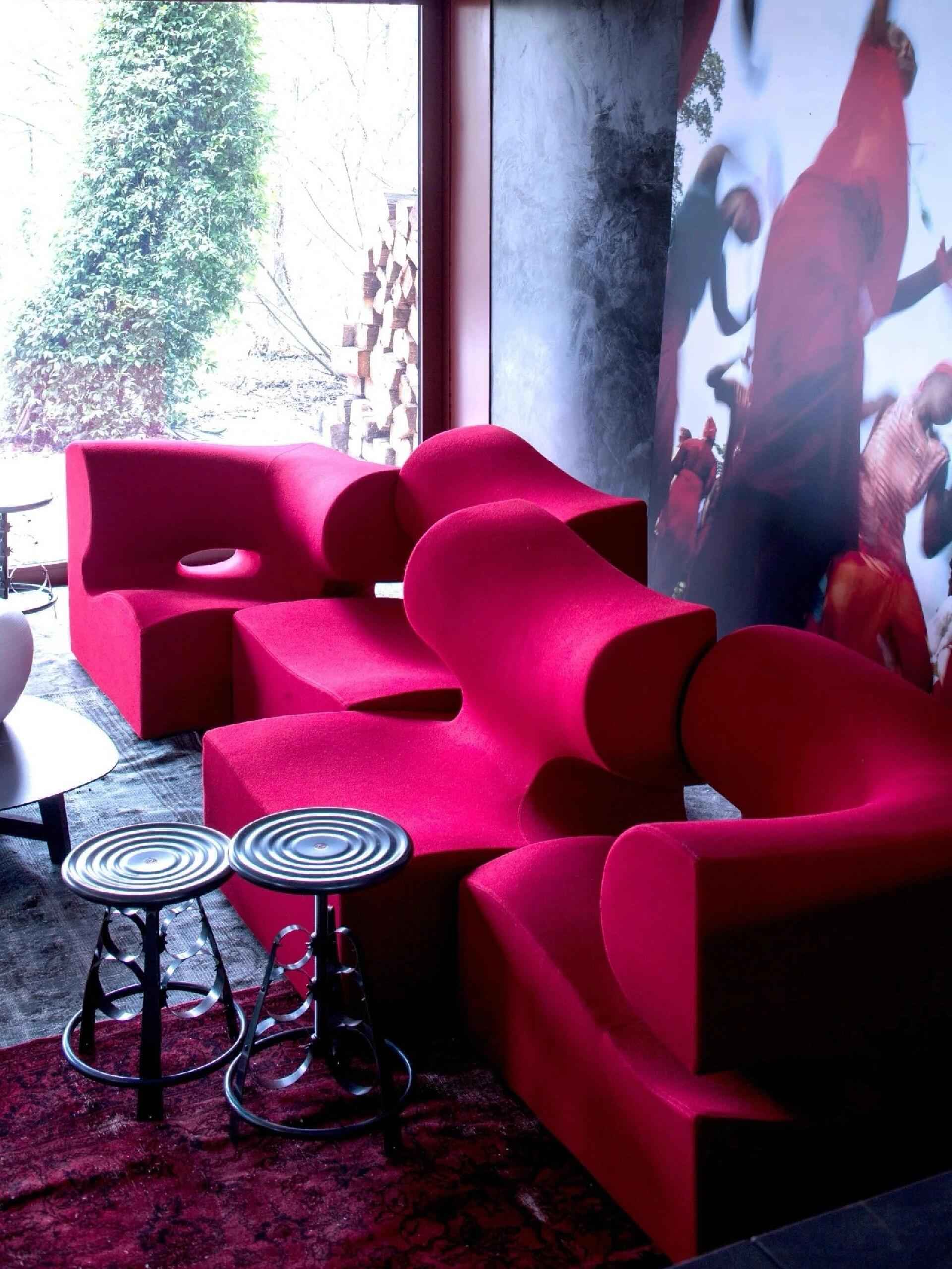 Misfits Modular Seating: Sculptural Comfort in Every Piece