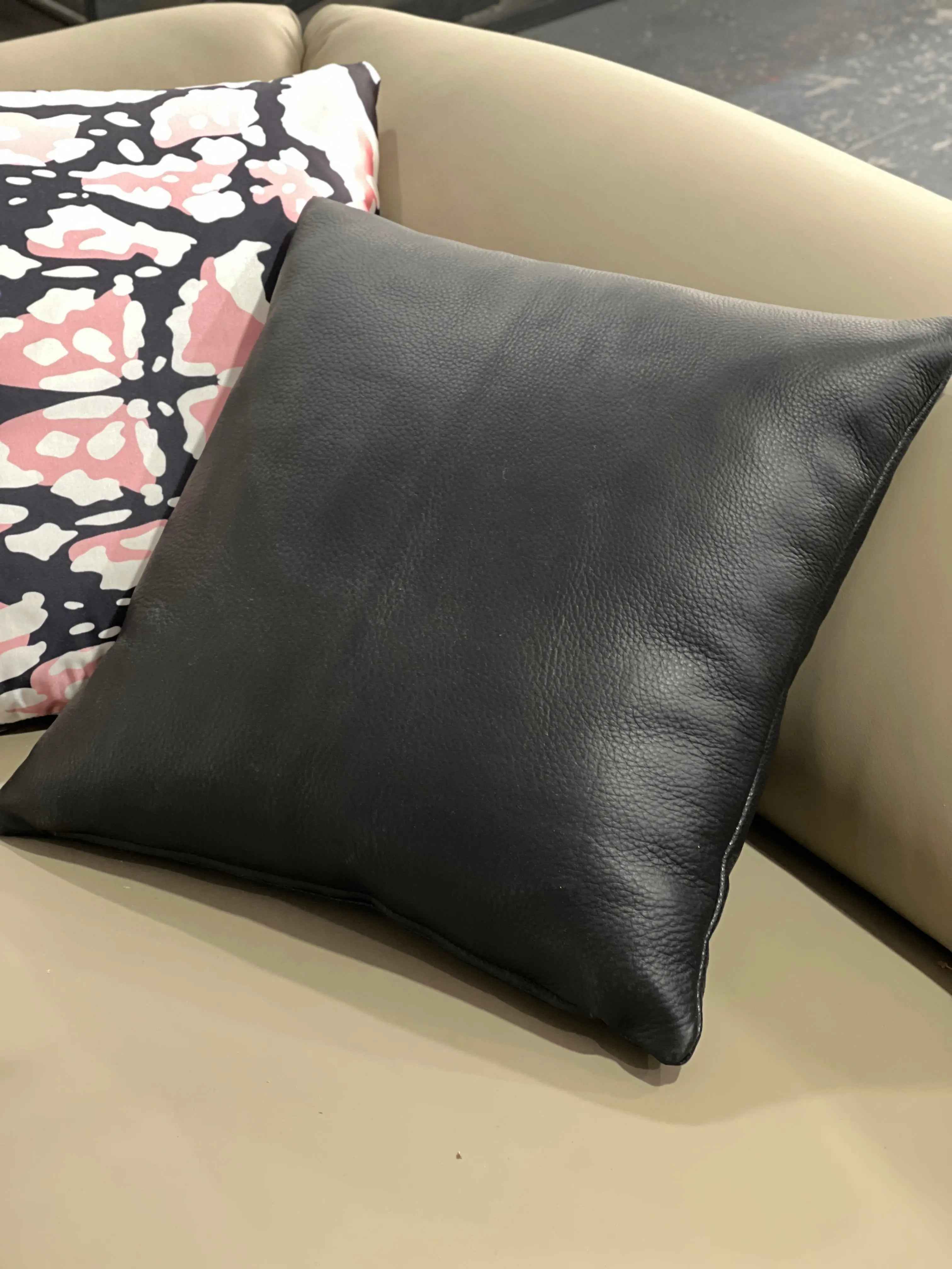 Modern Design Full Leather Living Room Sofa WH311SF2 two seater Modern furniture sofa