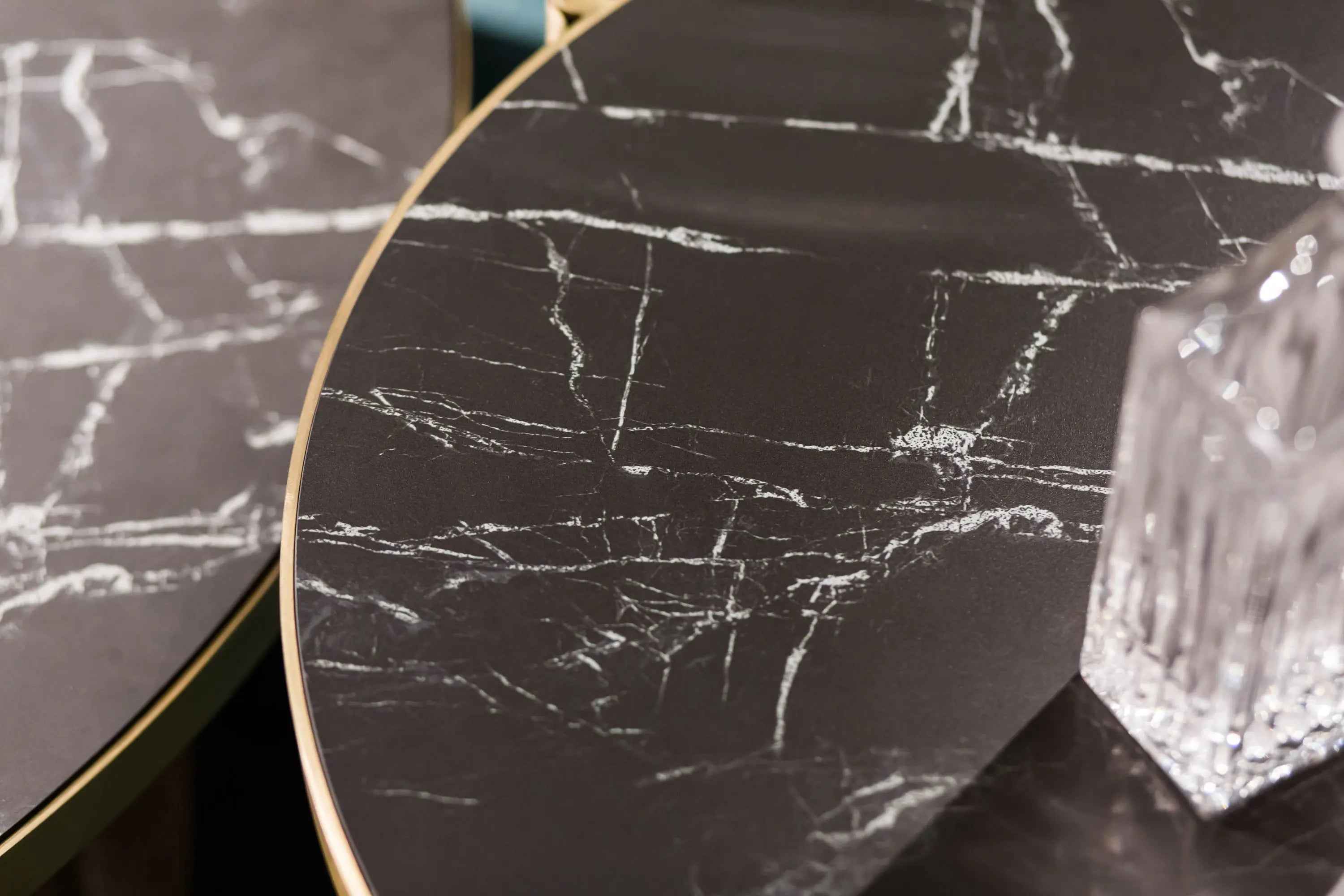 Modern Minimalist Stainless Steel Round HC-1907-1 Tea Table