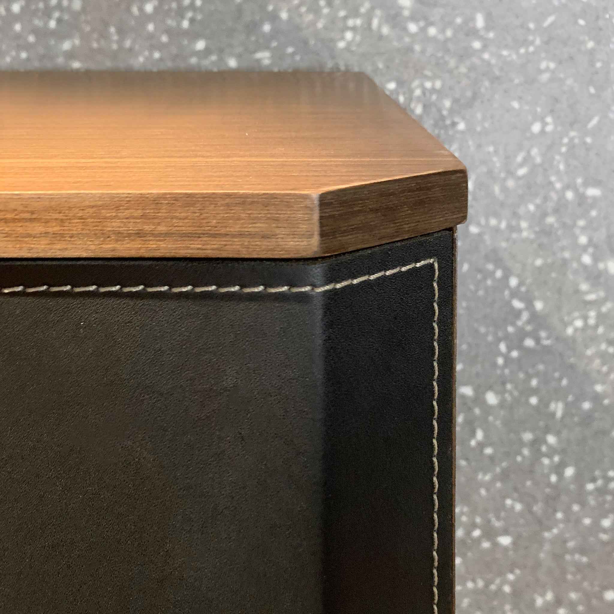 BG-1089 Minimalism Sideboard