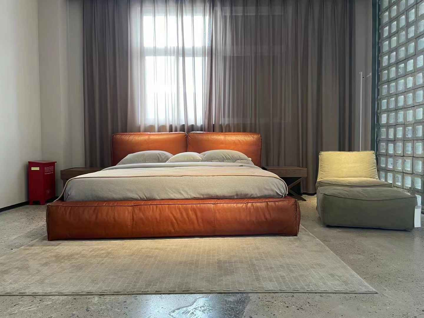 RC-25 Minimalism Bed