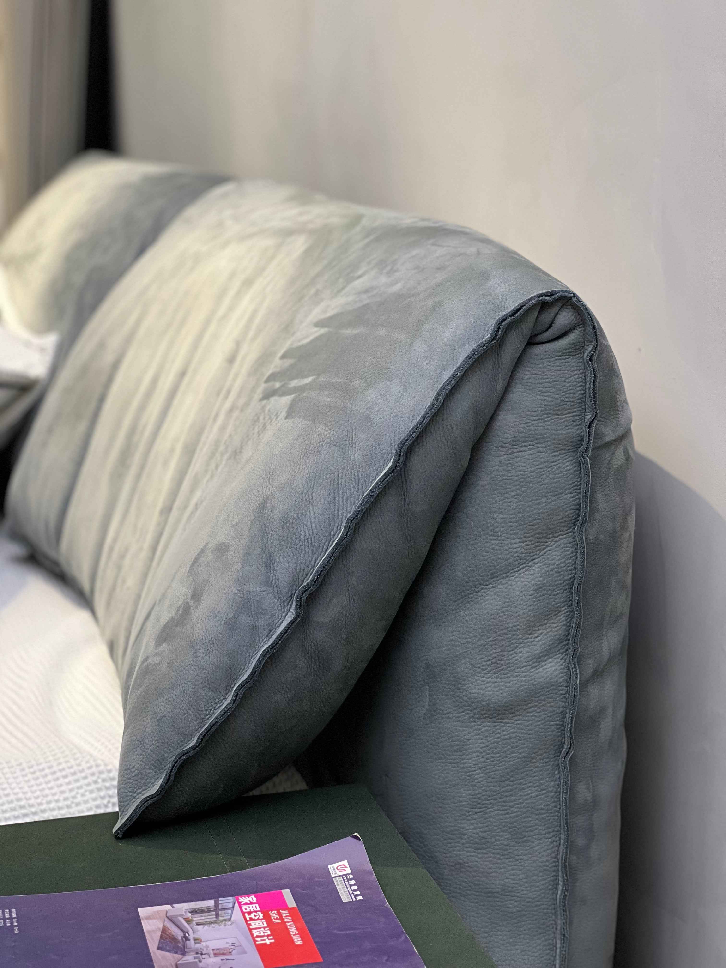 RC-27 Minimalism Bed