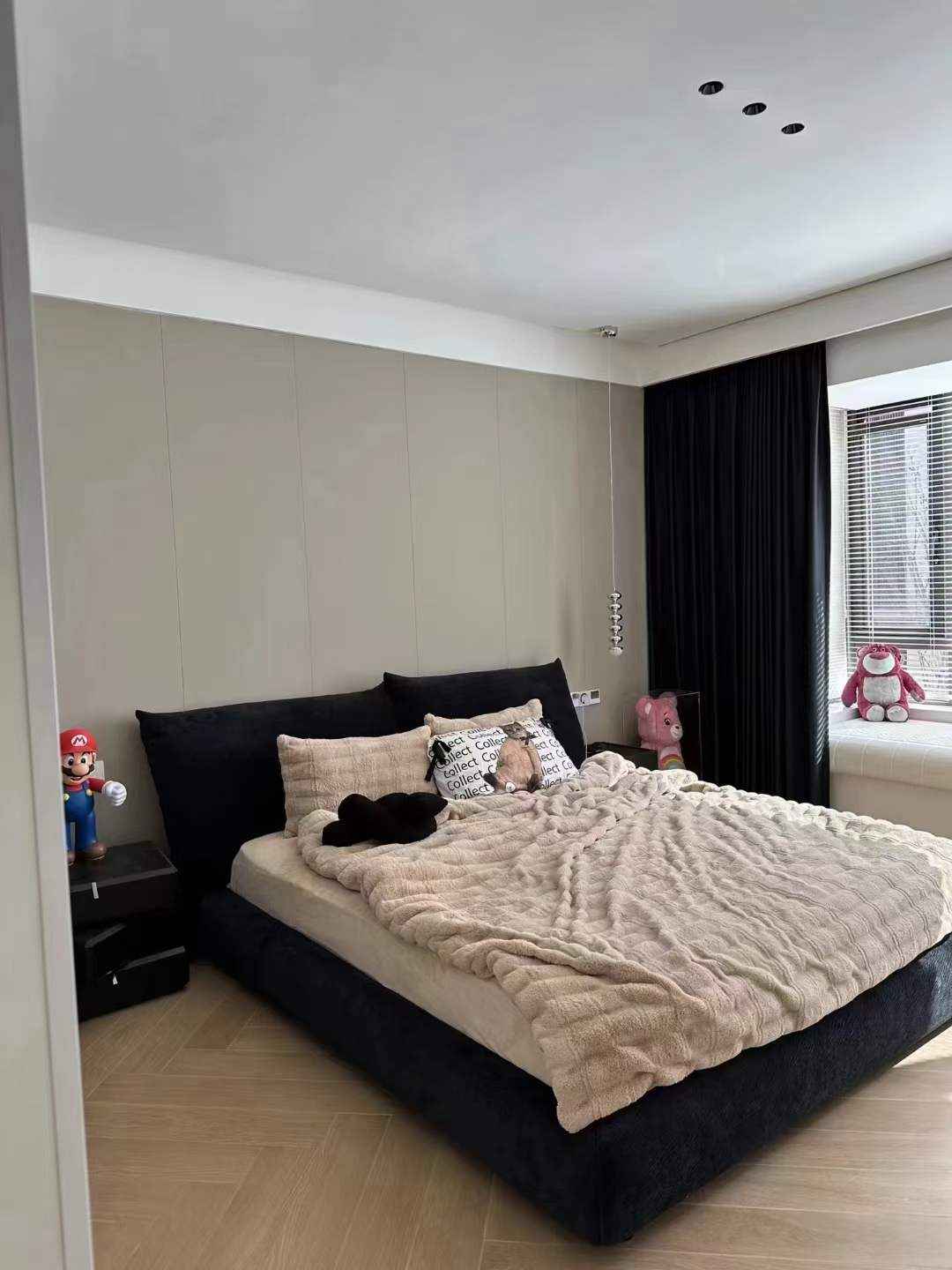 RC-30 Minimalism Bed