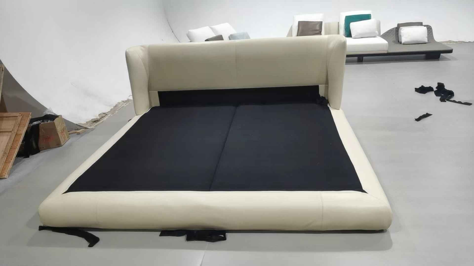 RC-32 Minimalism Bed