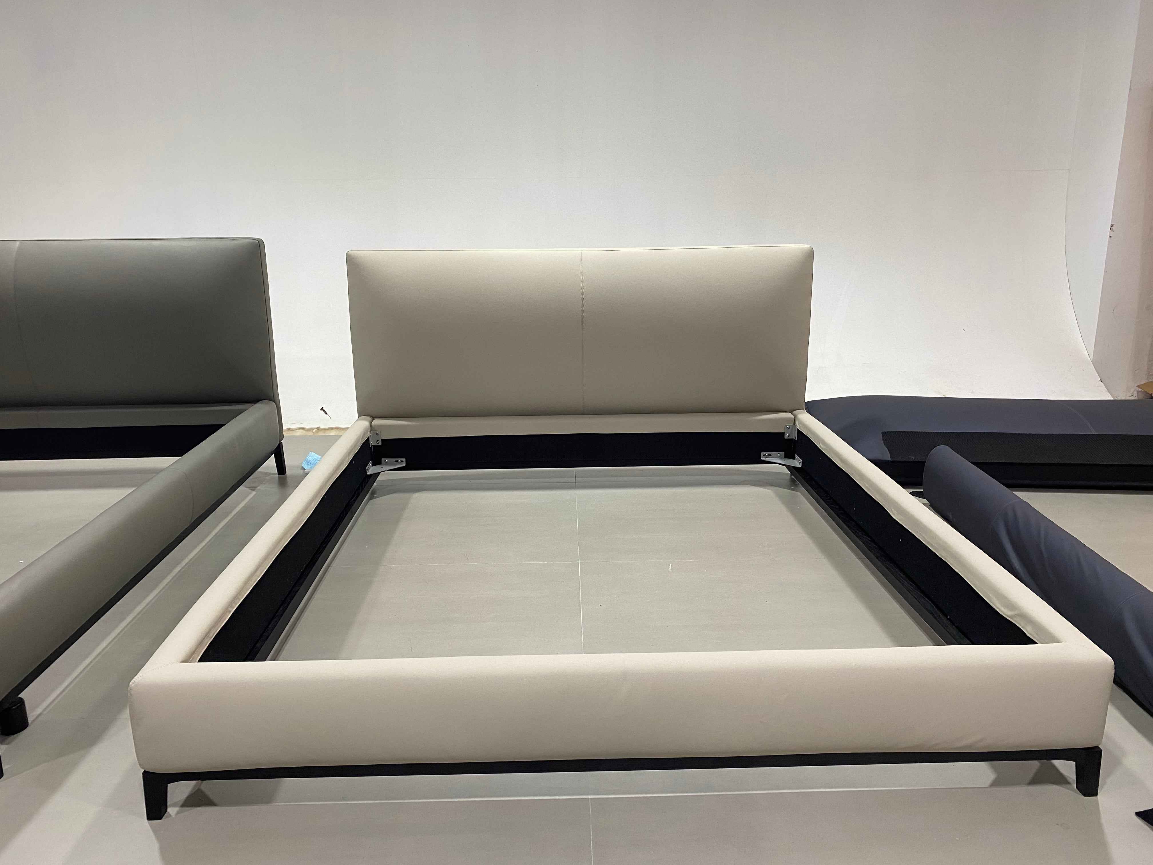 RC-41 Minimalism Bed