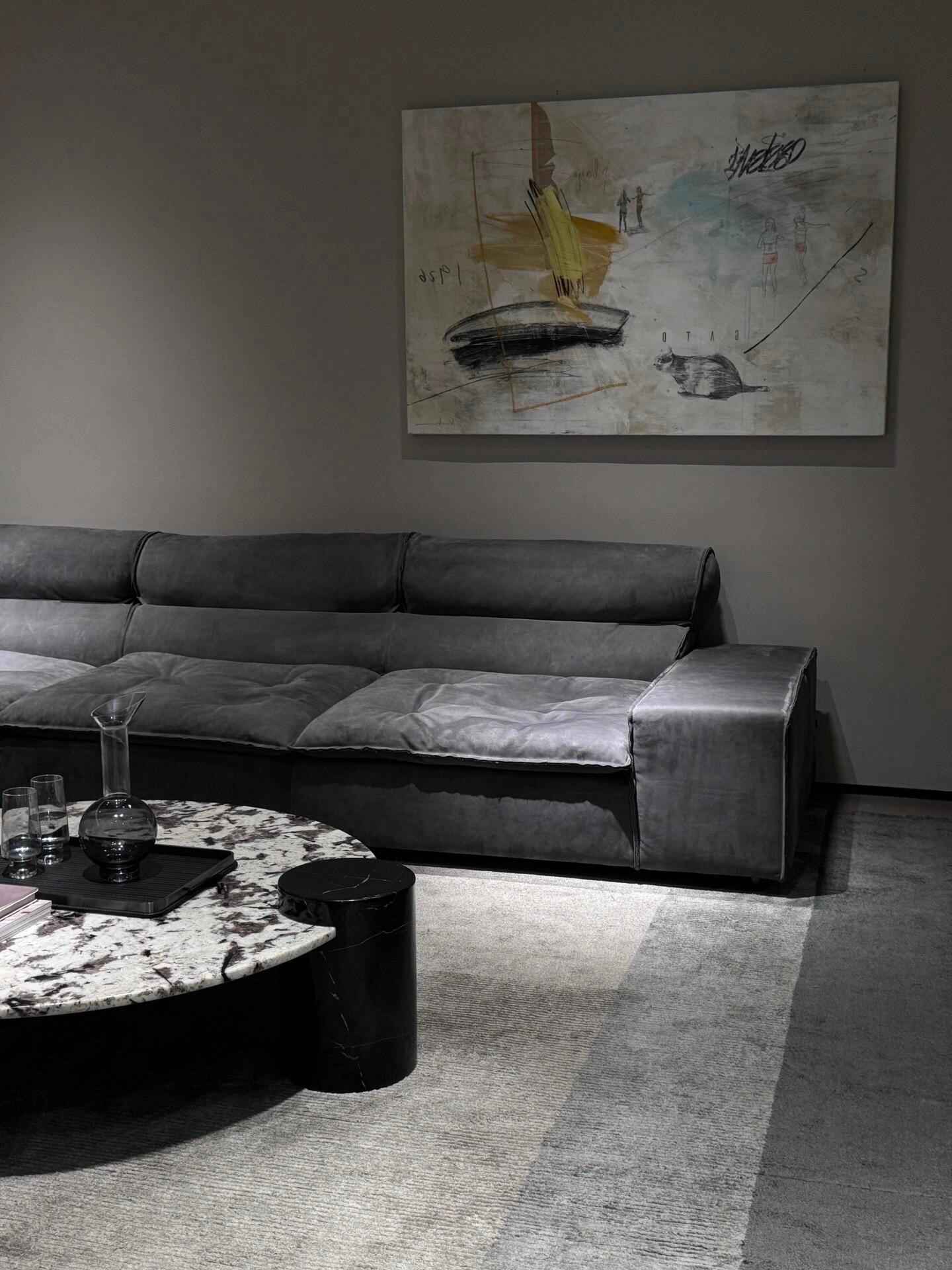 MIAMI SOFT Sofa: The Comfort Choice of Handcrafted Velvet VJ2-2360