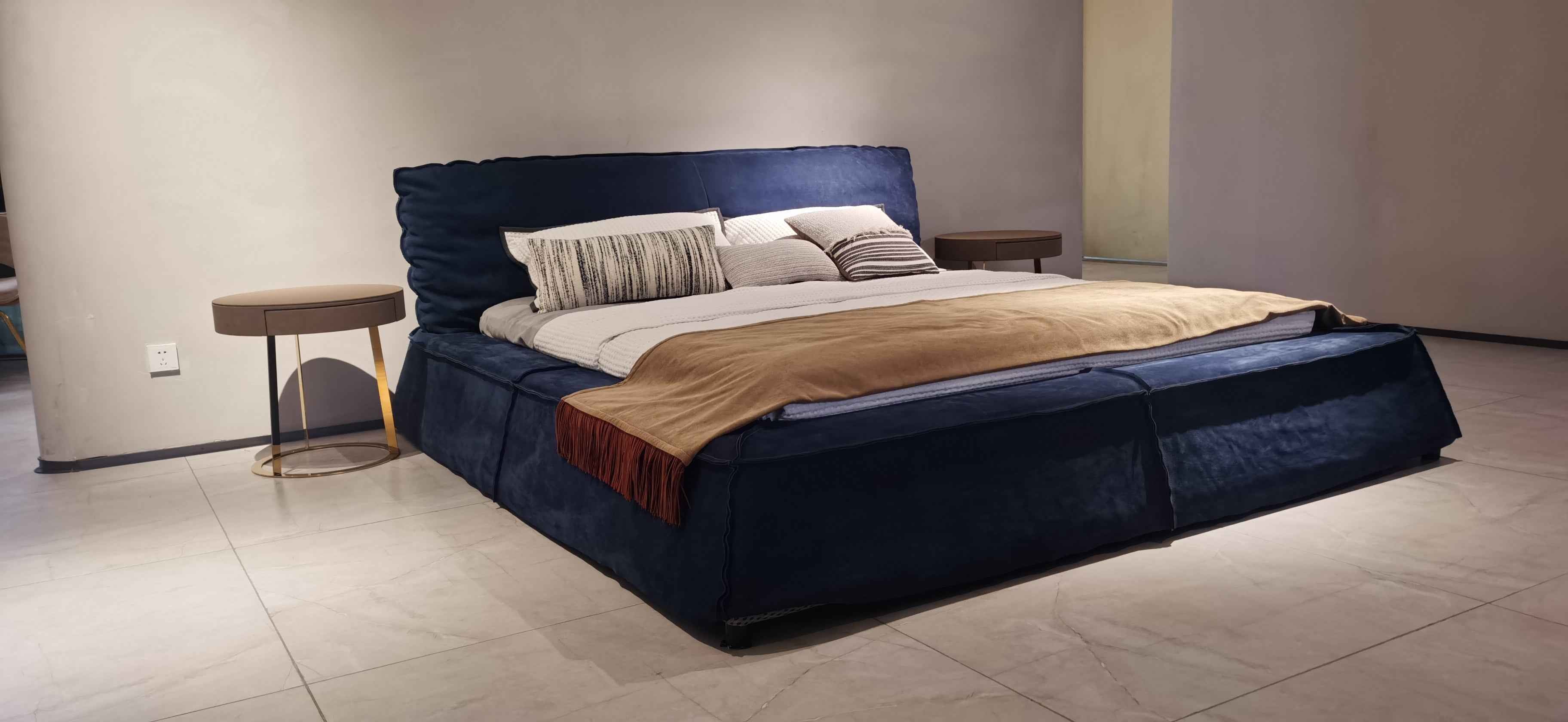 RC-28 Minimalism Bed