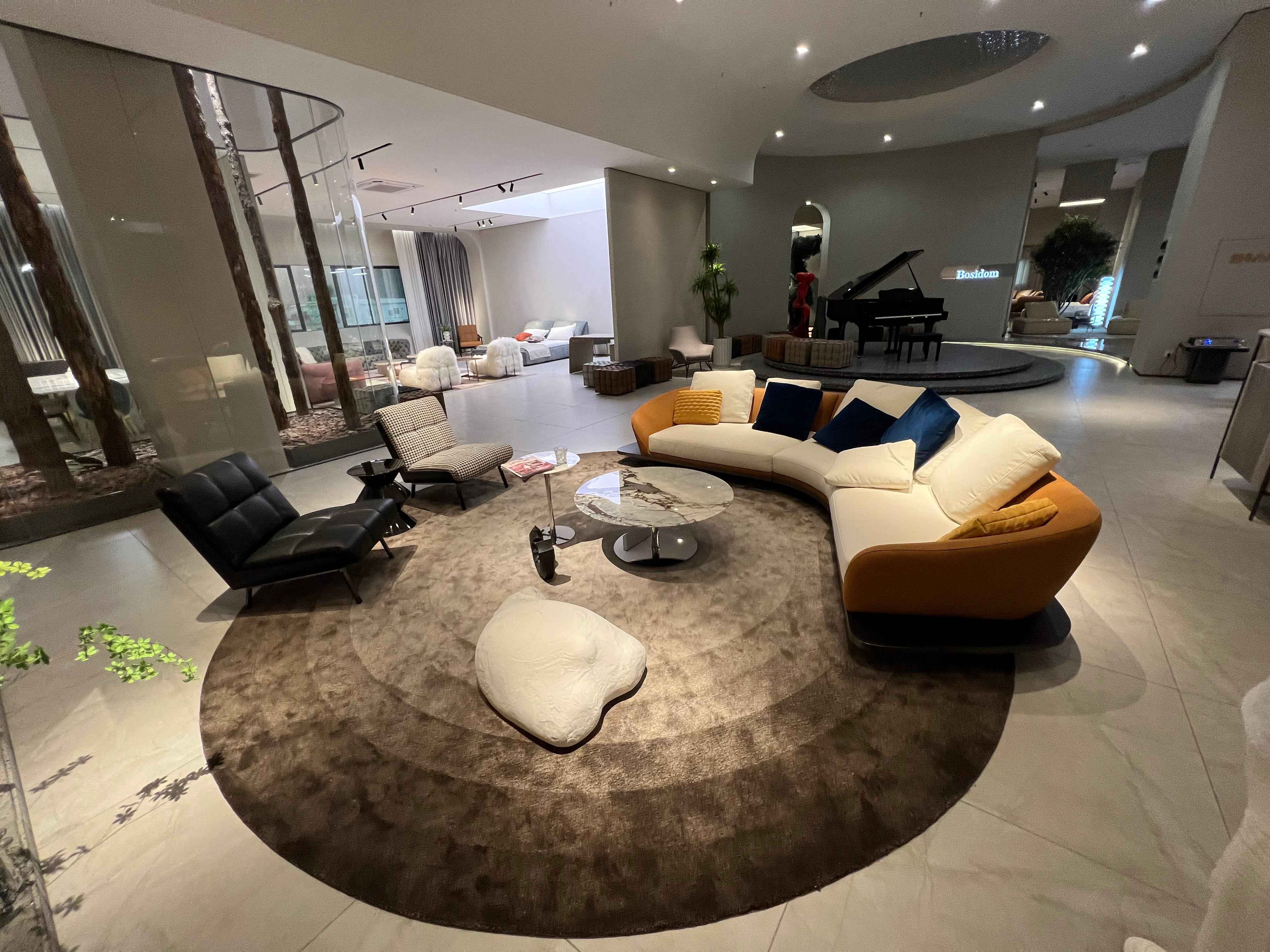 SF-18 Minimalism Sofa