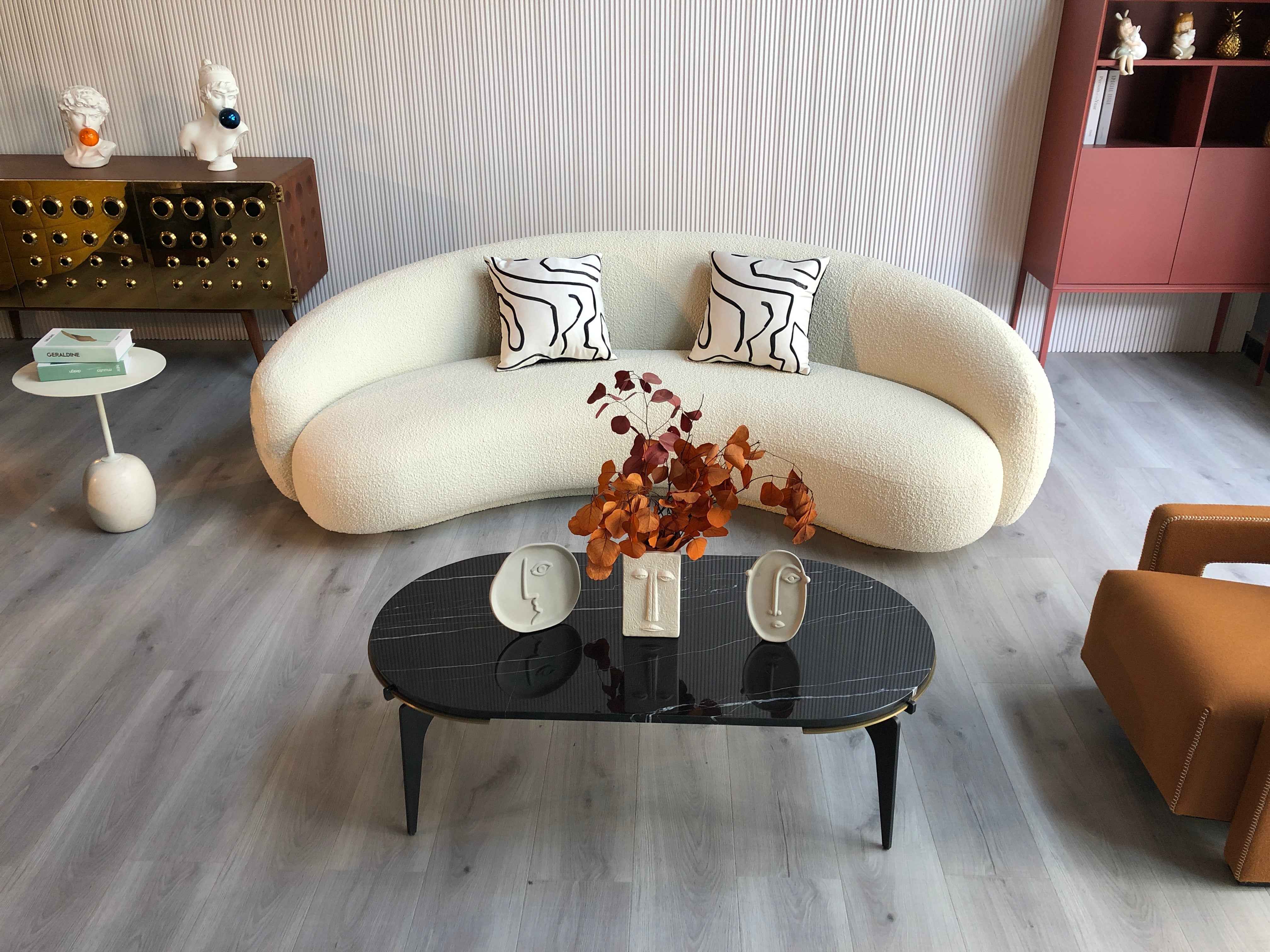 SF-210 Fashion Fabric Shaped Cashew Sofa