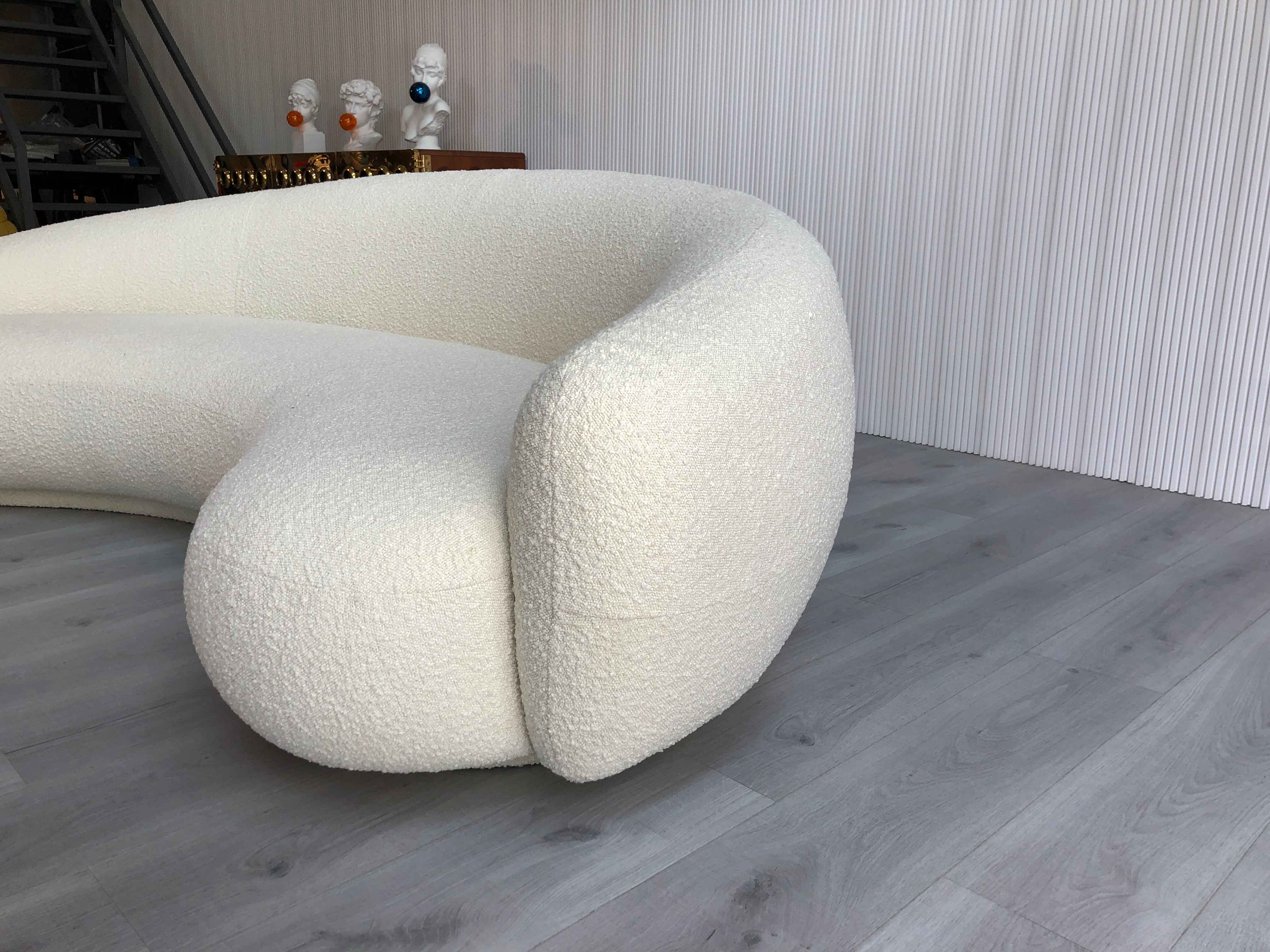 SF-210 Fashion Fabric Shaped Cashew Sofa