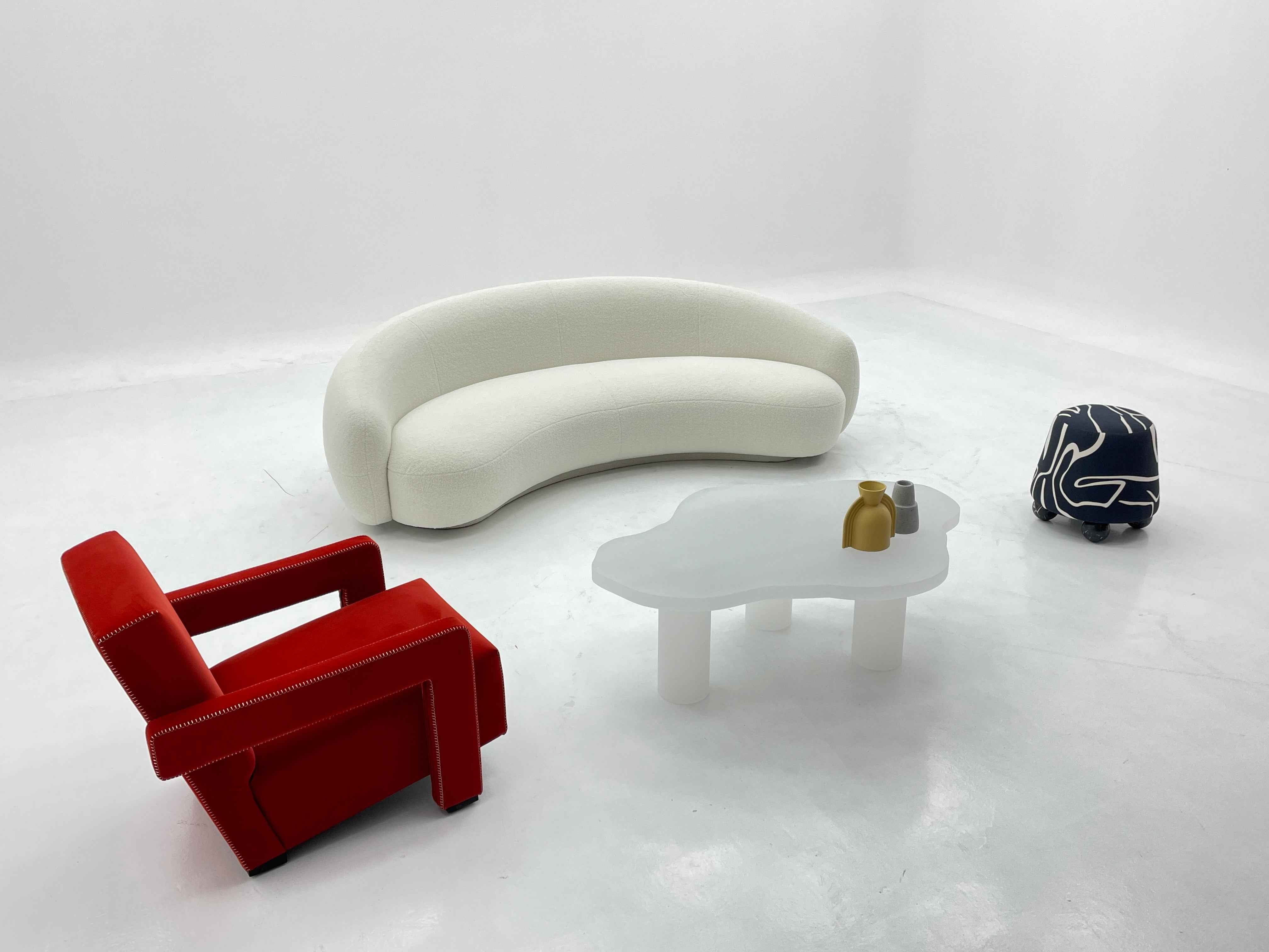 SF-210 Fashion Fabric Shaped Cashew Sofa