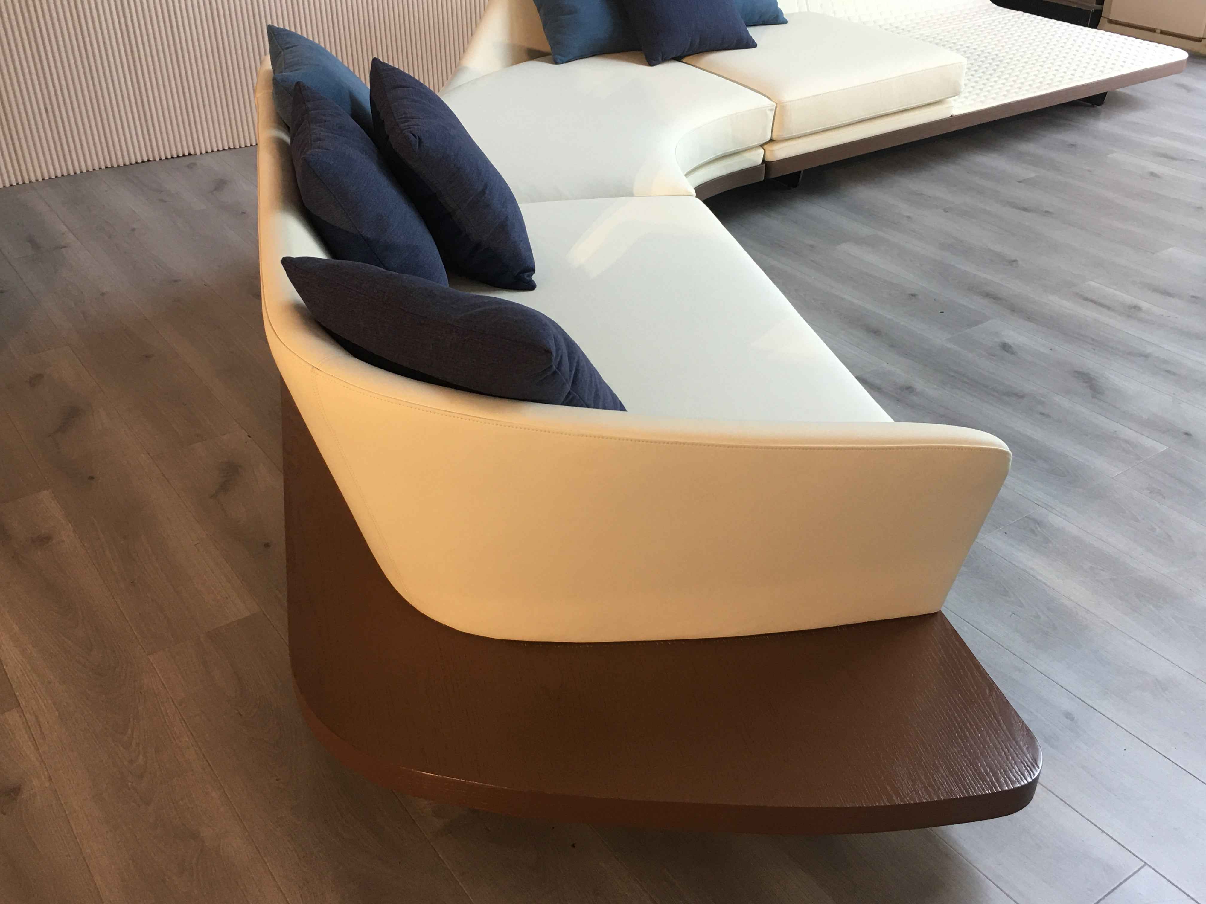 SF-310 Lawson Curved Sofa