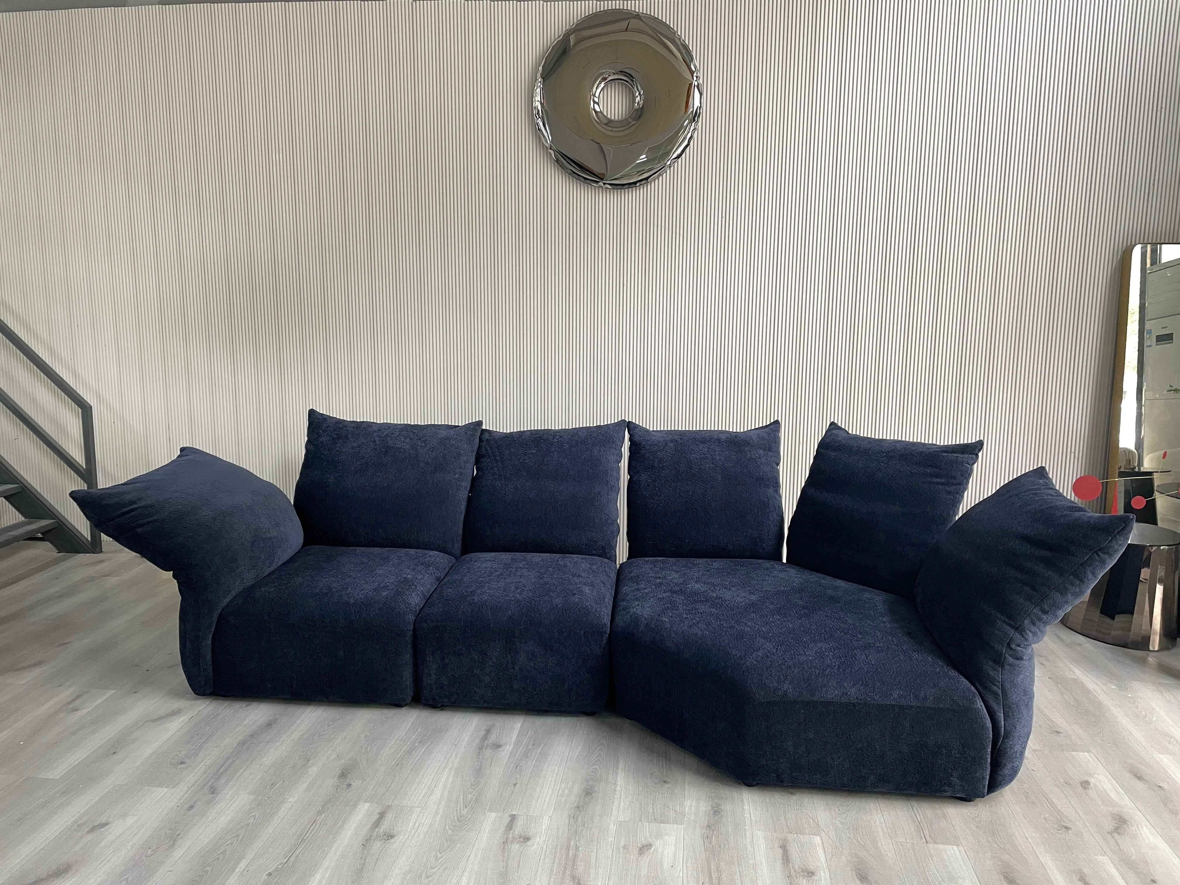 SF-336 Petal Sofa