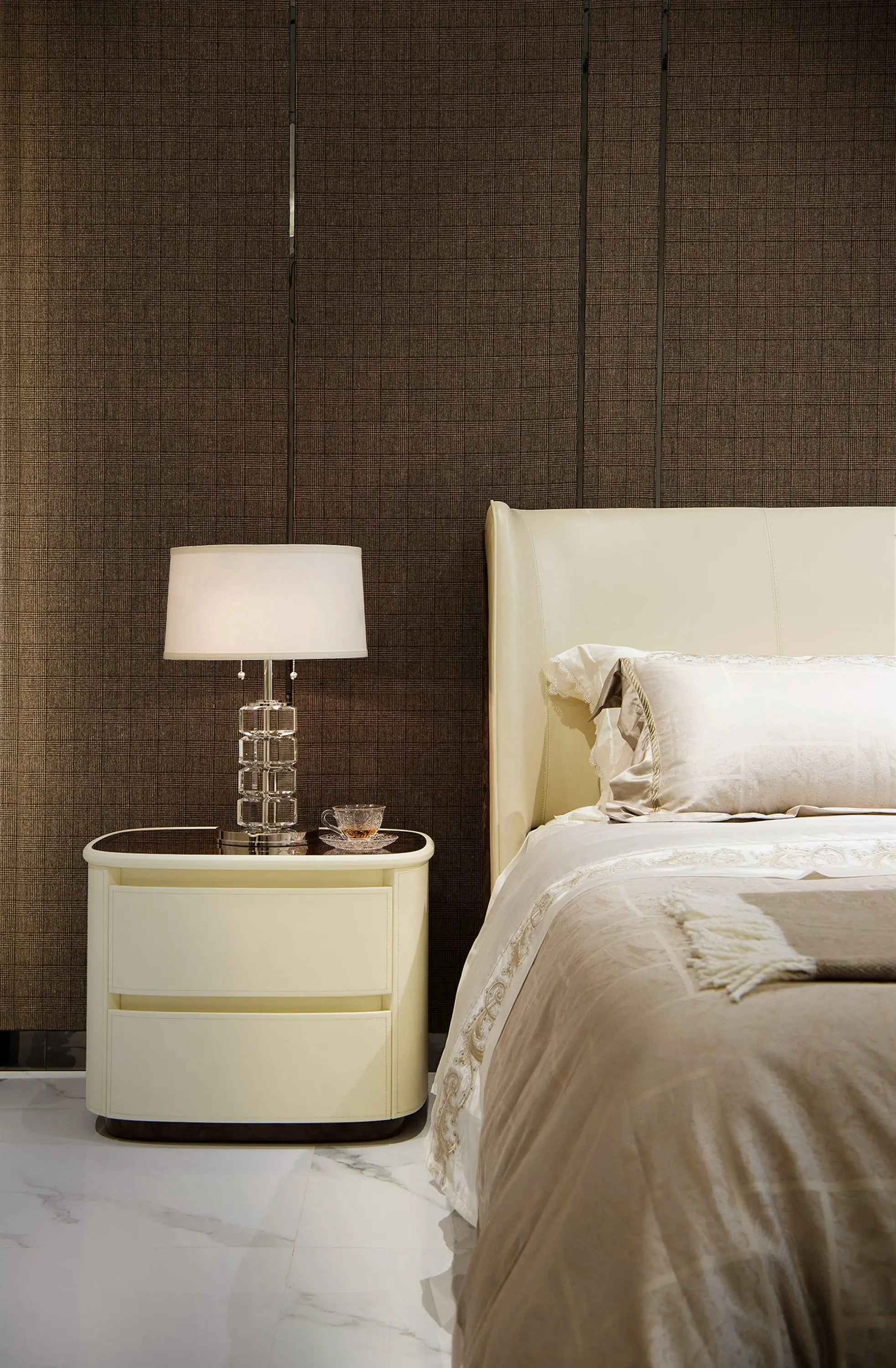 Sleep Tight in Style: Upgrade Your Bedroom with Our Modern Bed W001B10 Bentley style Richmond Bed