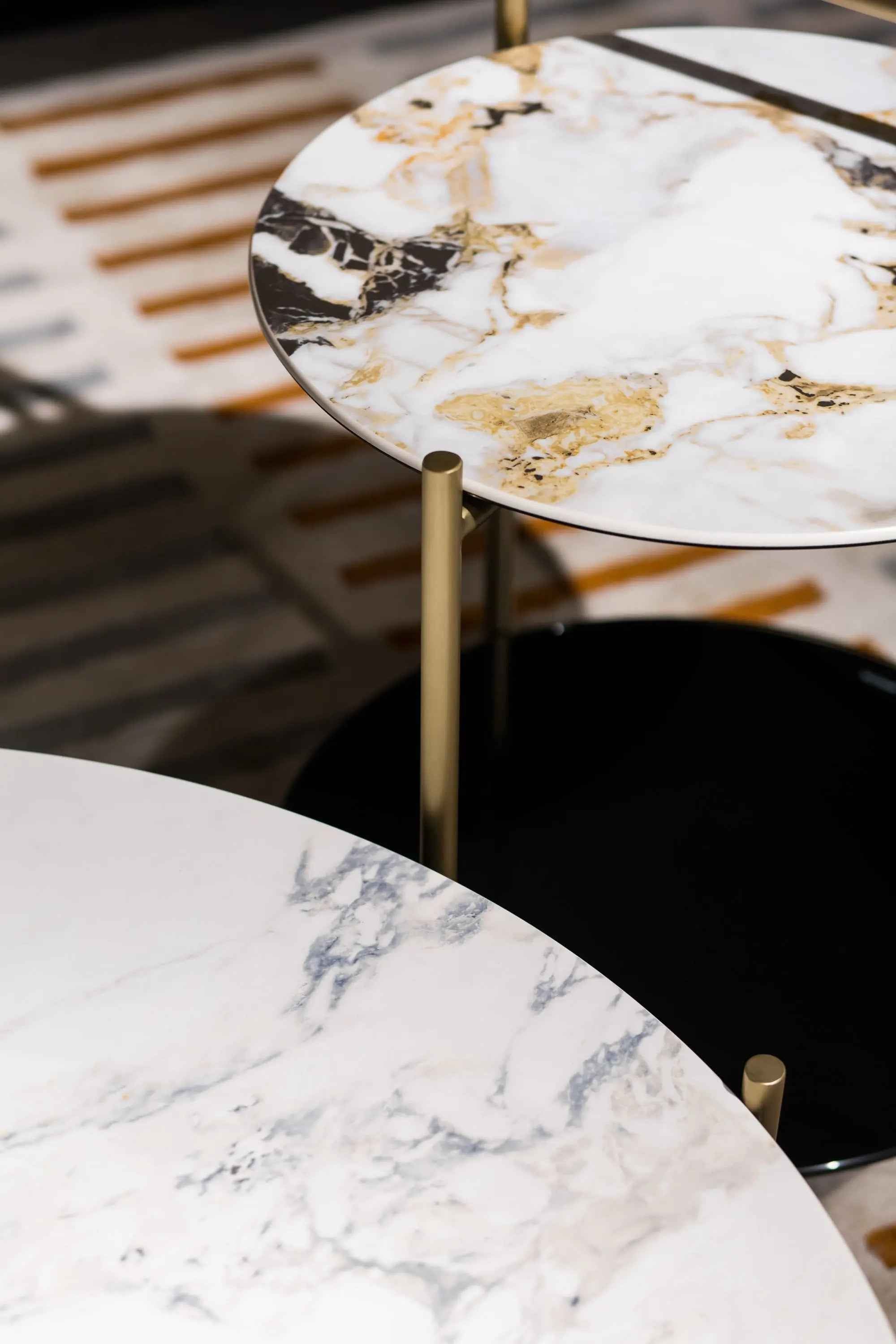 Stainless Steel Glass Plate Round HC1919-1 Coffee Table