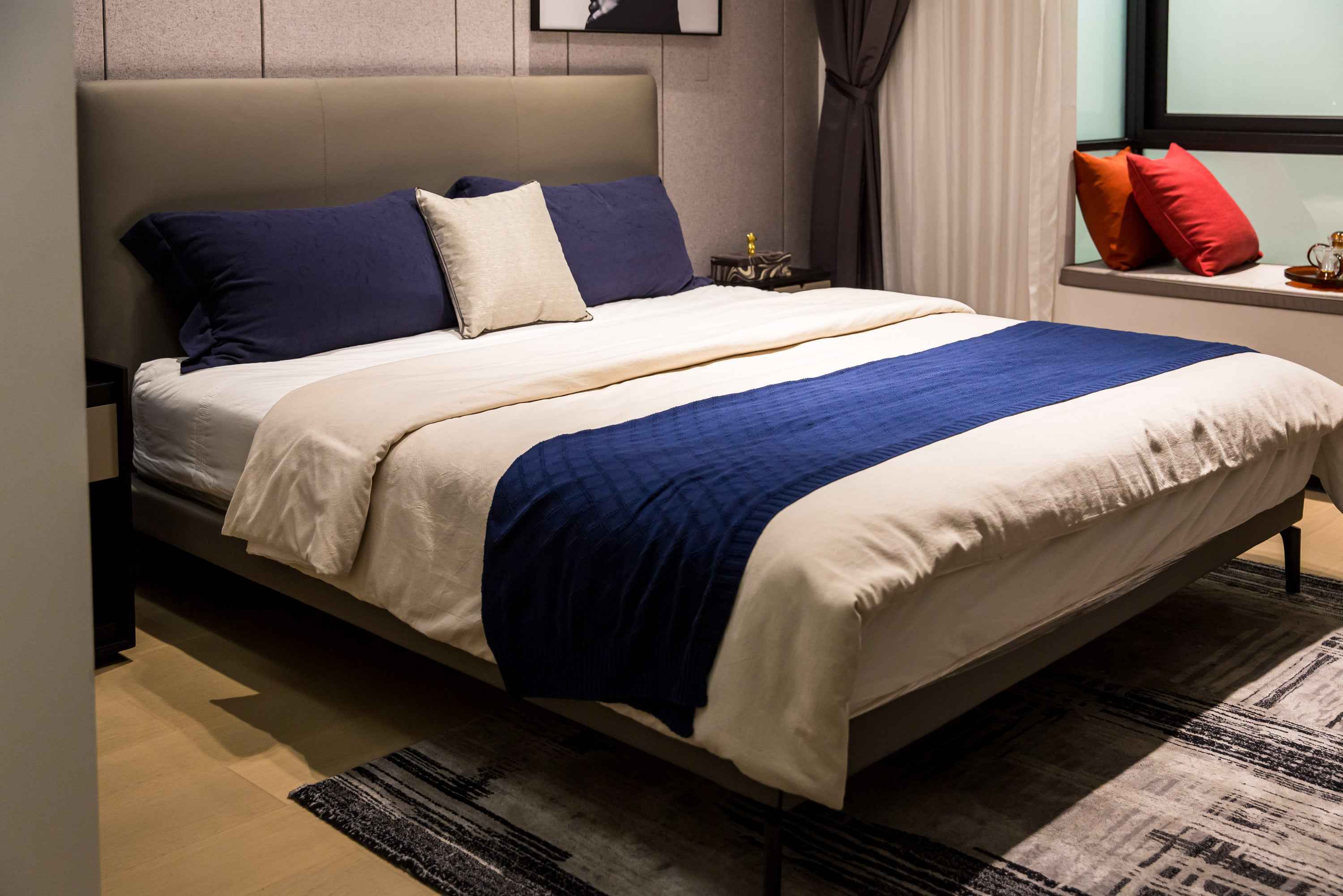 Modern Luxury Leather Comfort KB-VVCASA-BED-VX3-1975-1 Bed