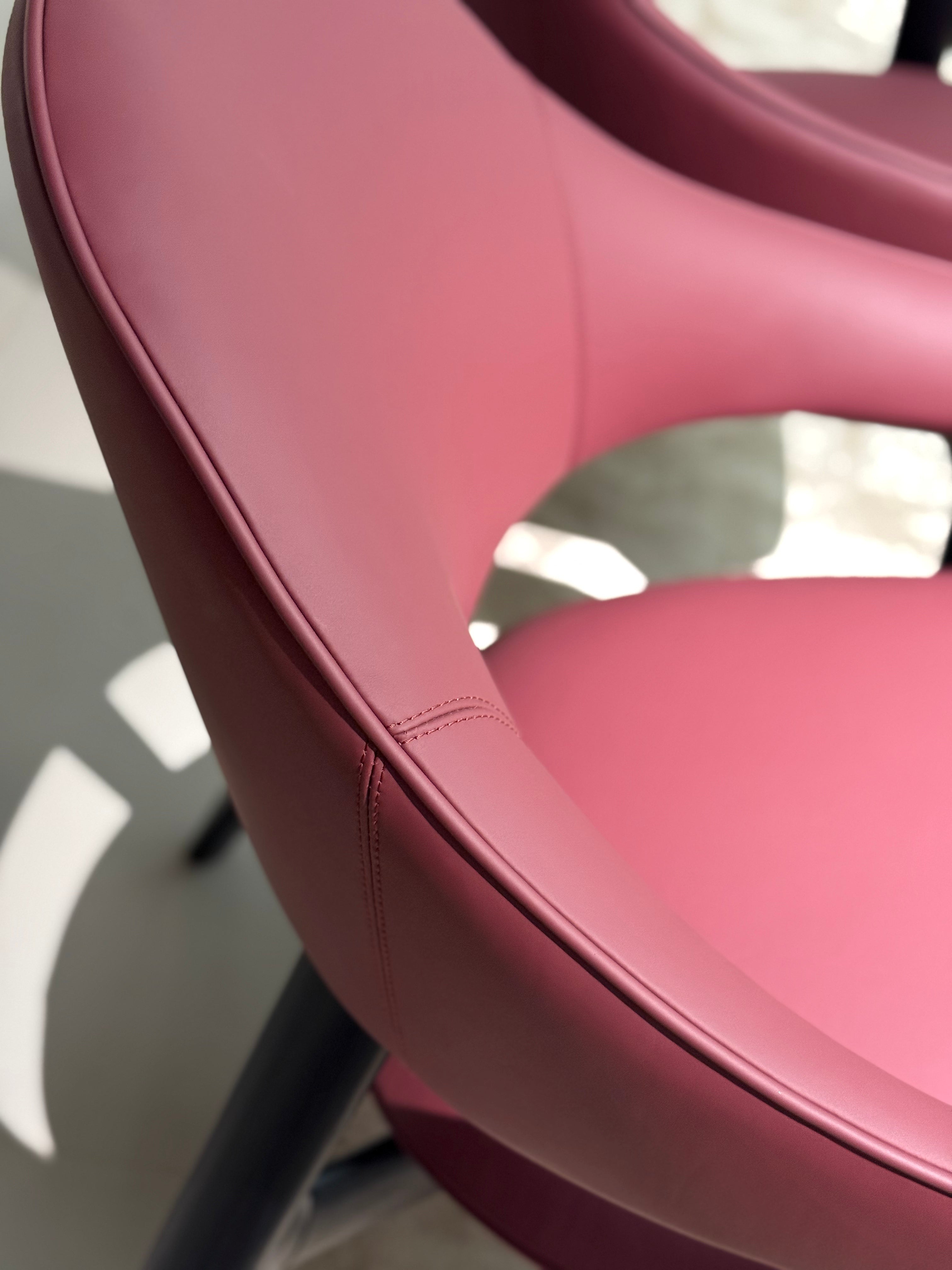 VE2-2338 Leisure chair for Ultimate Comfort and Relaxation - Chiuchiufurniture