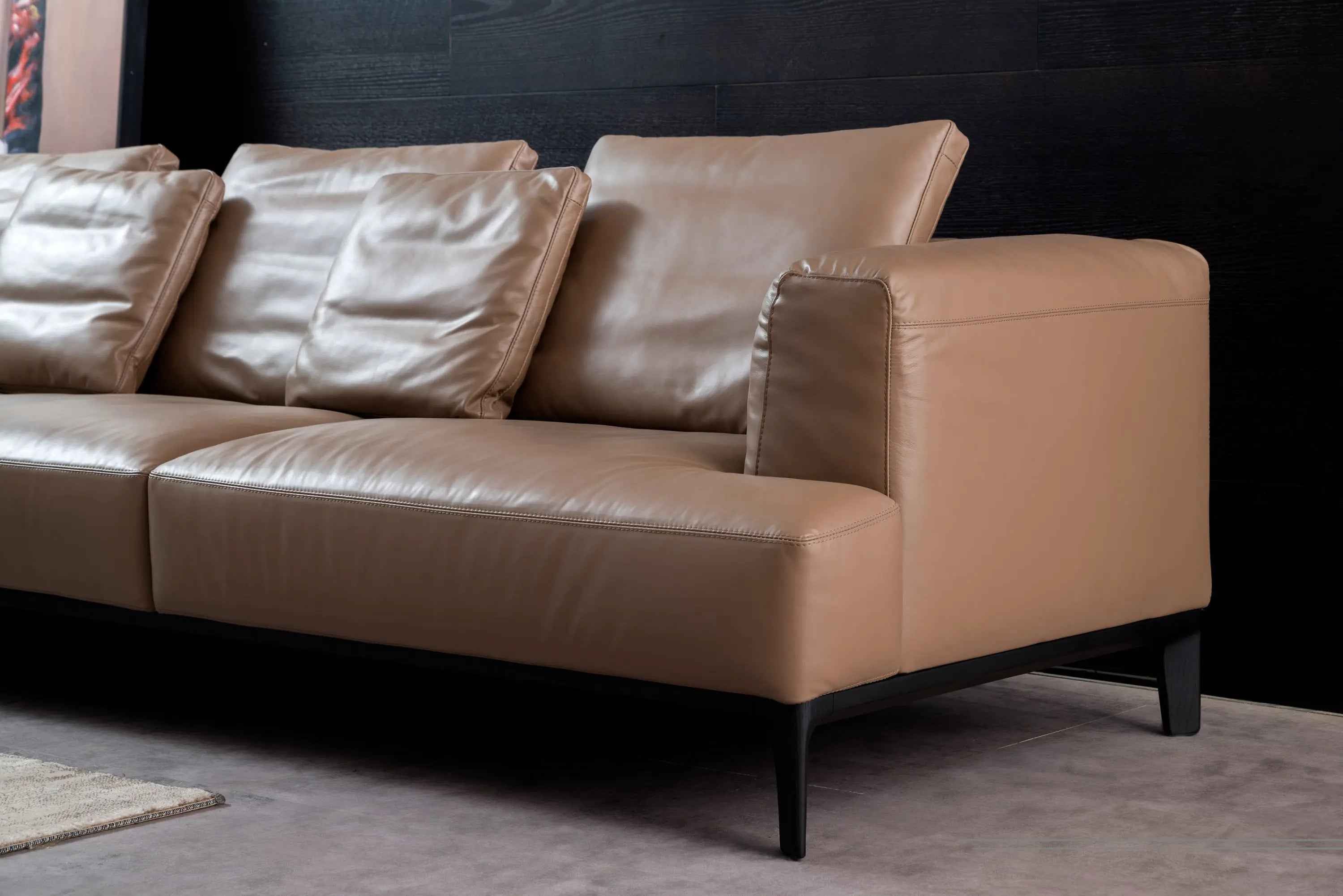 VJ1-1779 Sofa - Stylish Comfort for Modern Living Spaces
