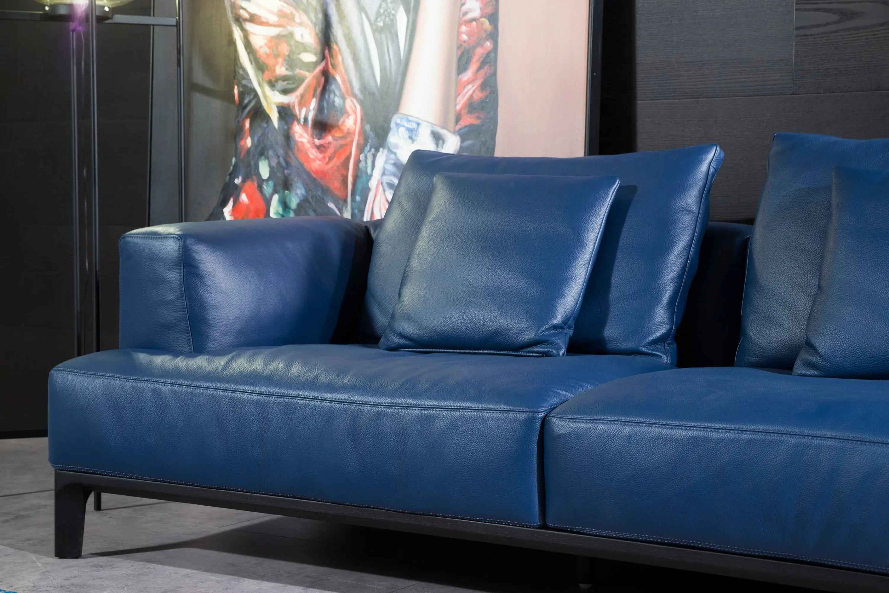 VJ1-1779 Sofa - Stylish Comfort for Modern Living Spaces
