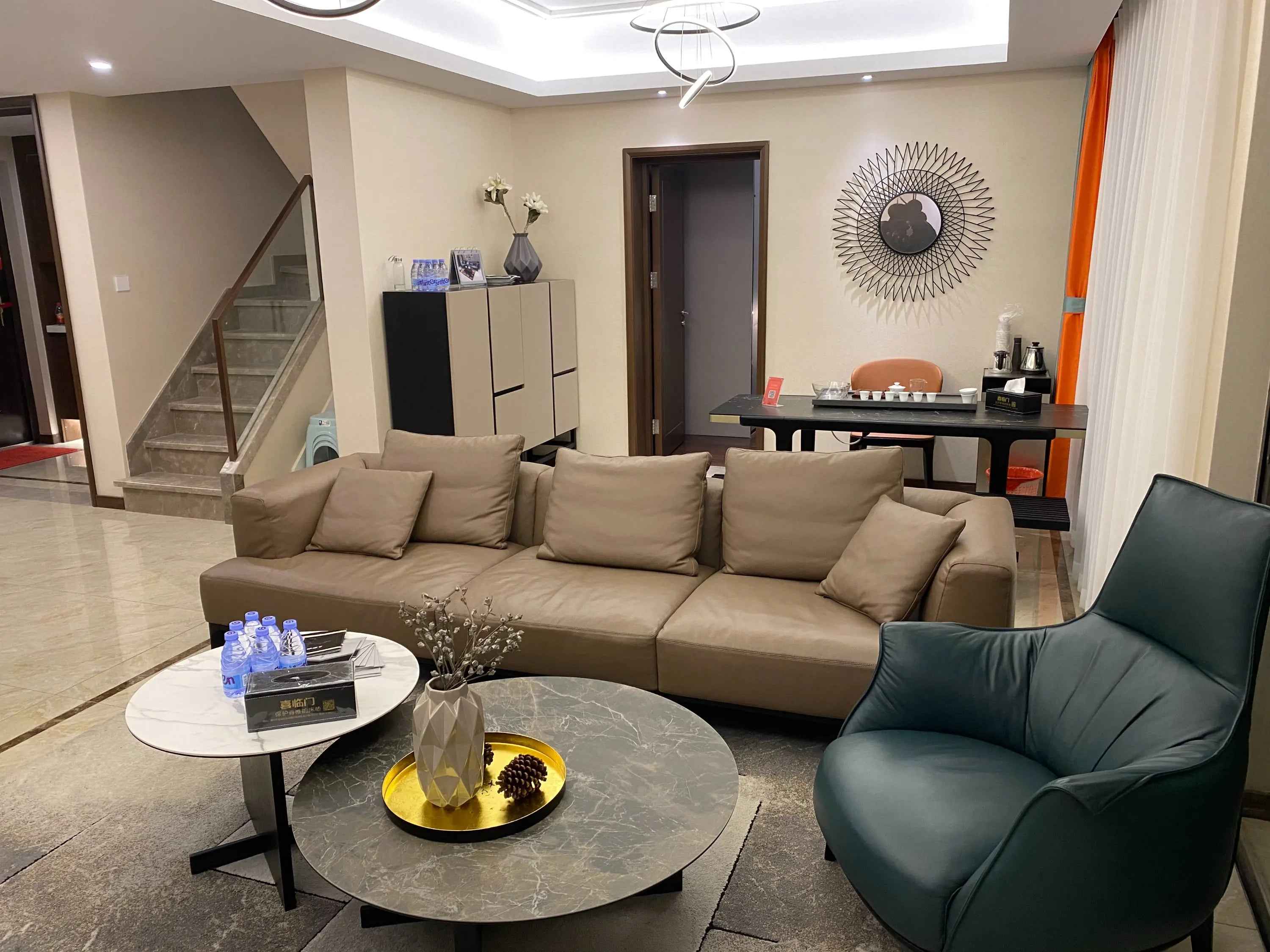 VJ1-1779 Sofa - Stylish Comfort for Modern Living Spaces