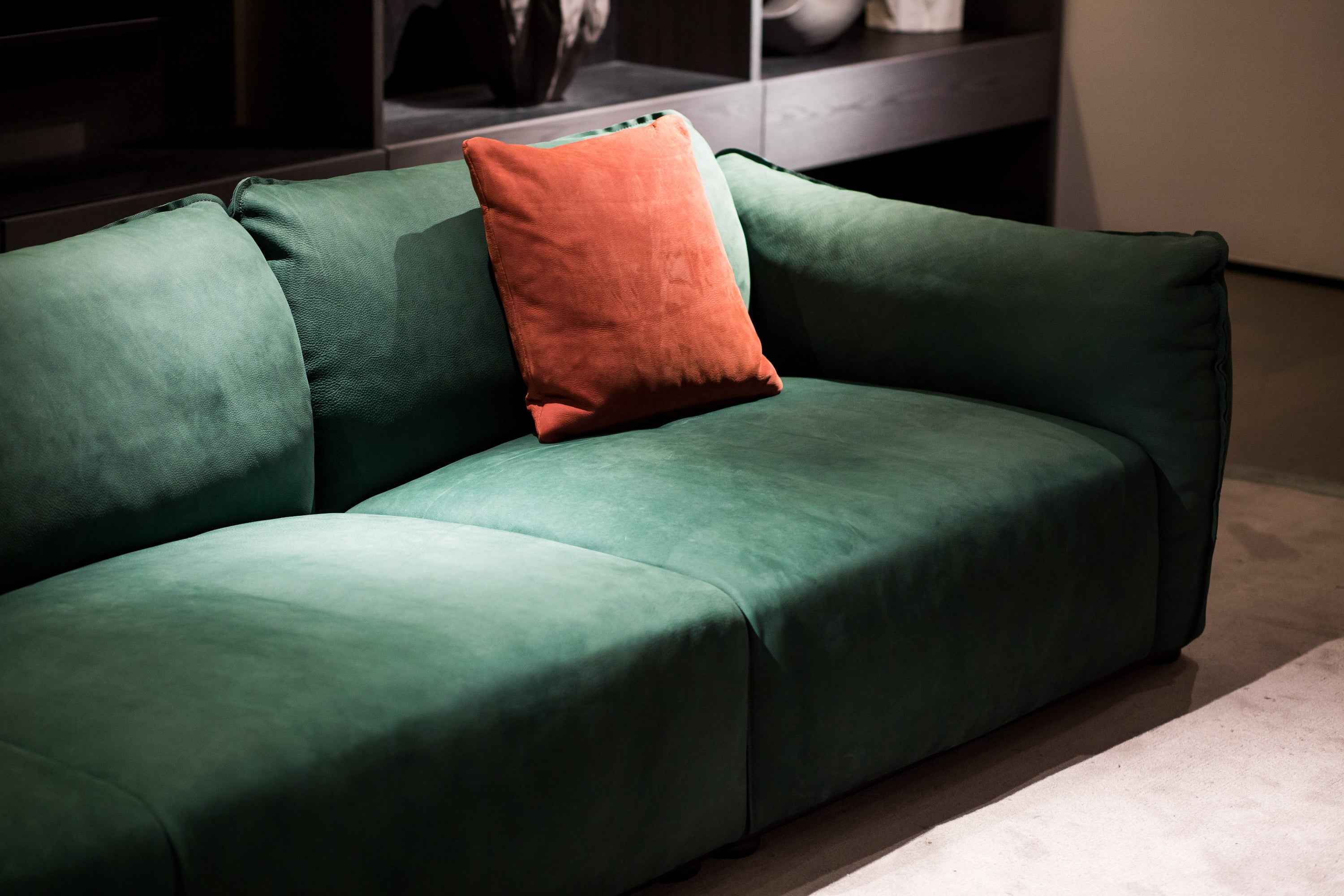 Italian minimalist green and orange leather sofa VJ1-1907 sofa