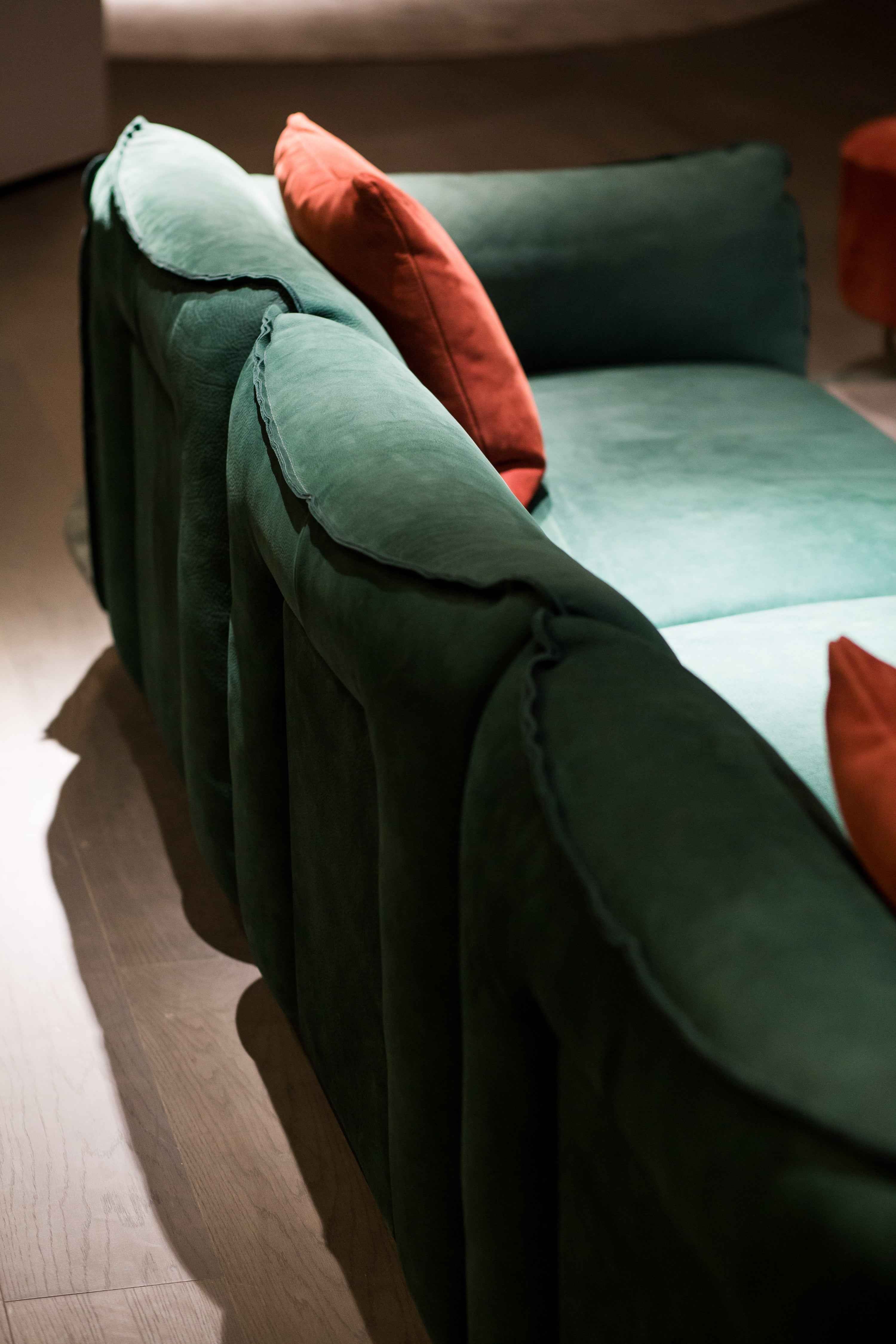 Italian minimalist green and orange leather sofa VJ1-1907 sofa