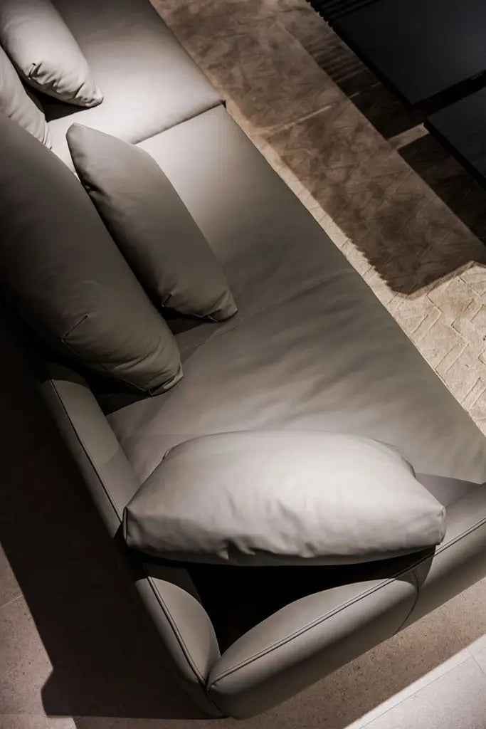 VJ2-1776A/VJ2-1776B Sofa - Stylish and Comfortable Design