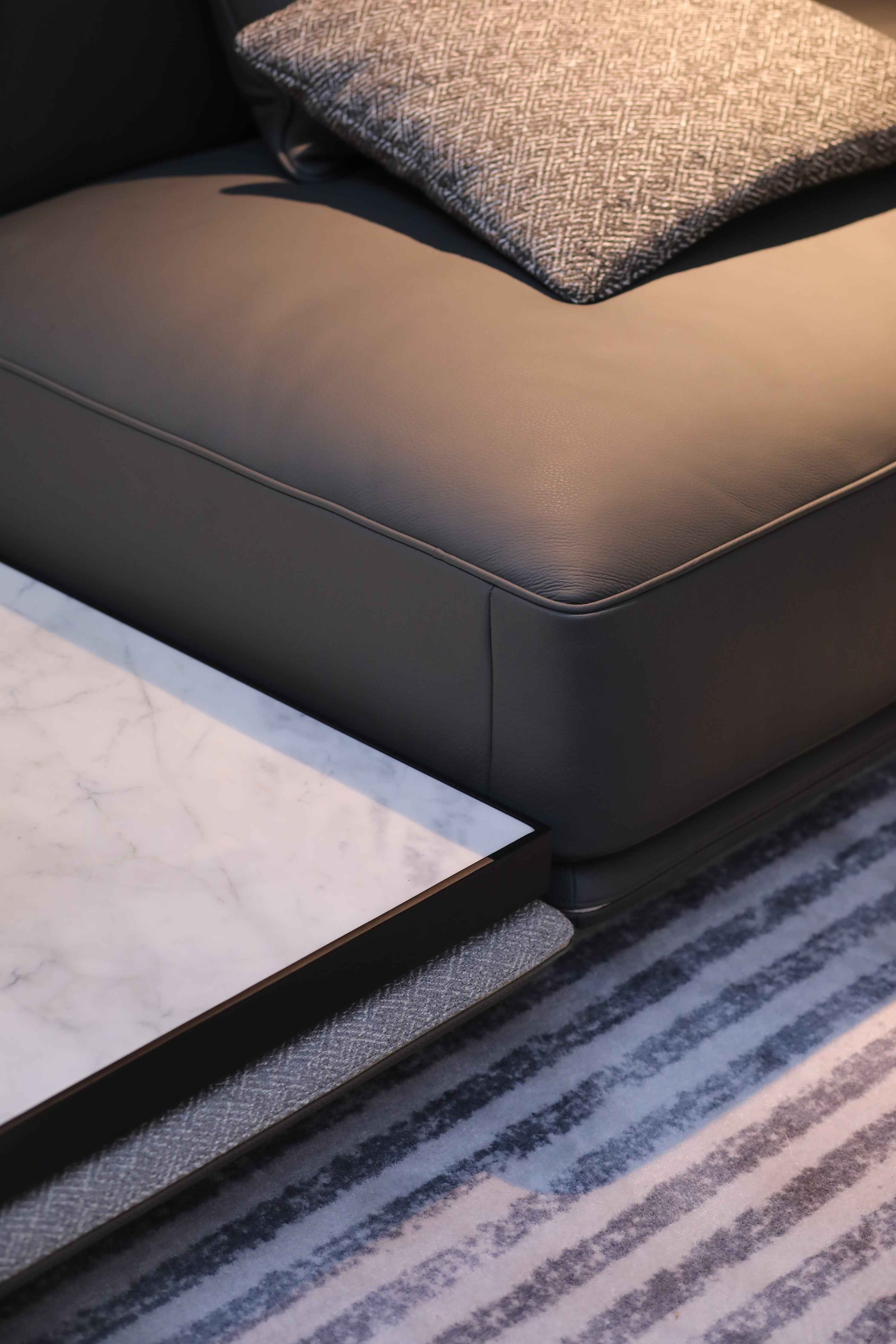 Minimalist Pebble Velvet VJ2-2322 Sofa